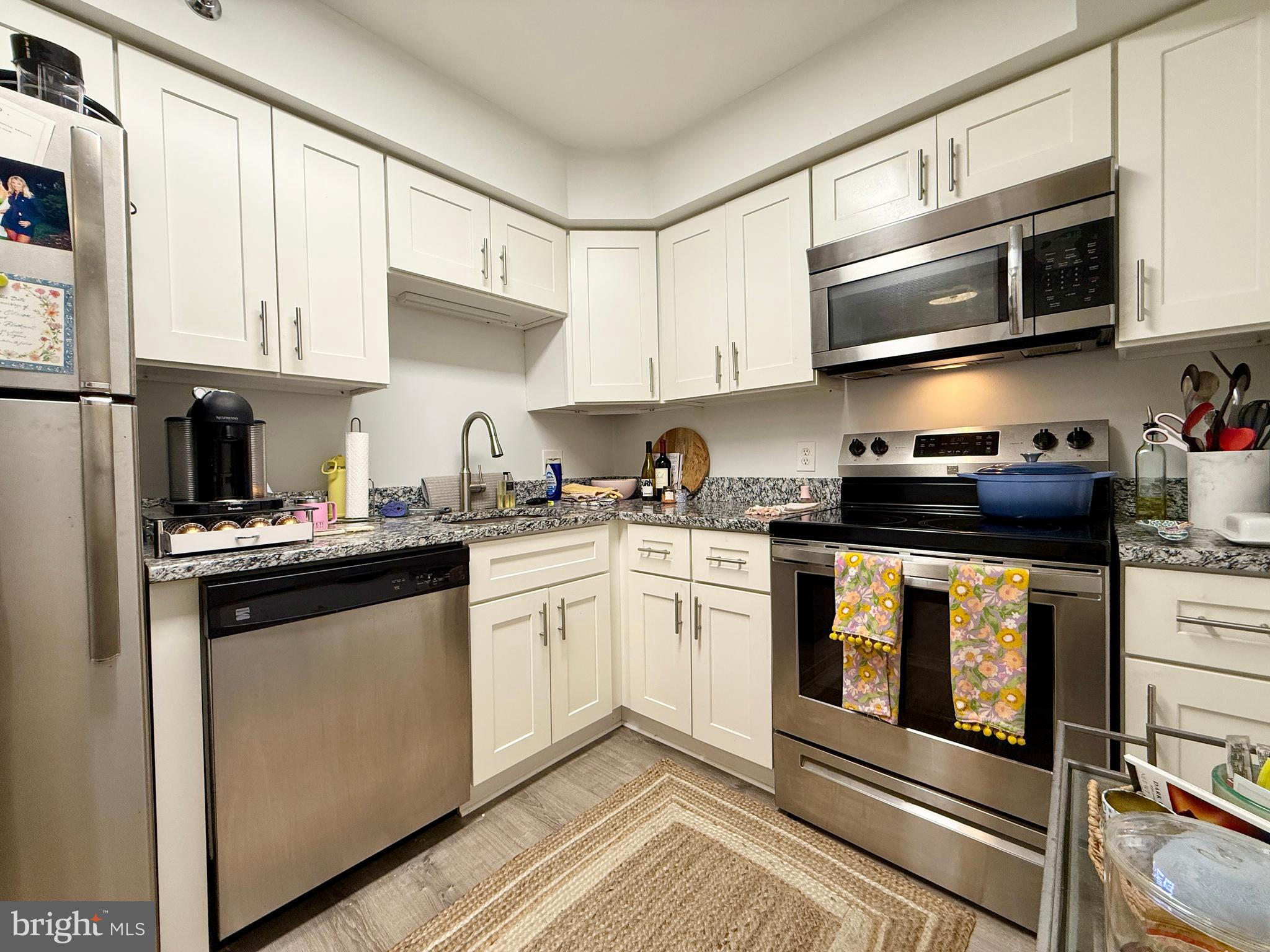 1301 N COURTHOUSE ROAD 902