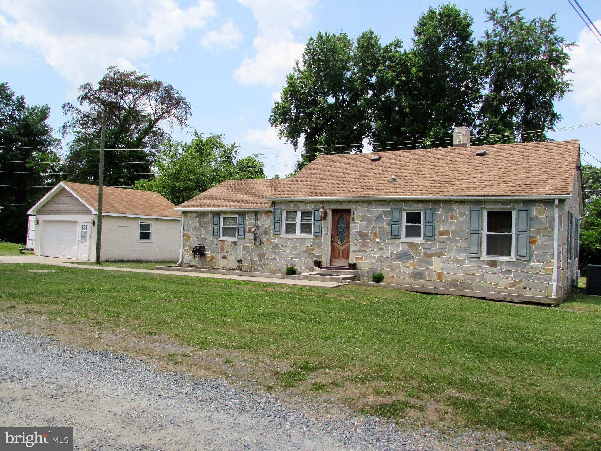 SUNNYSIDE/VASQUEZ - Residential Lease