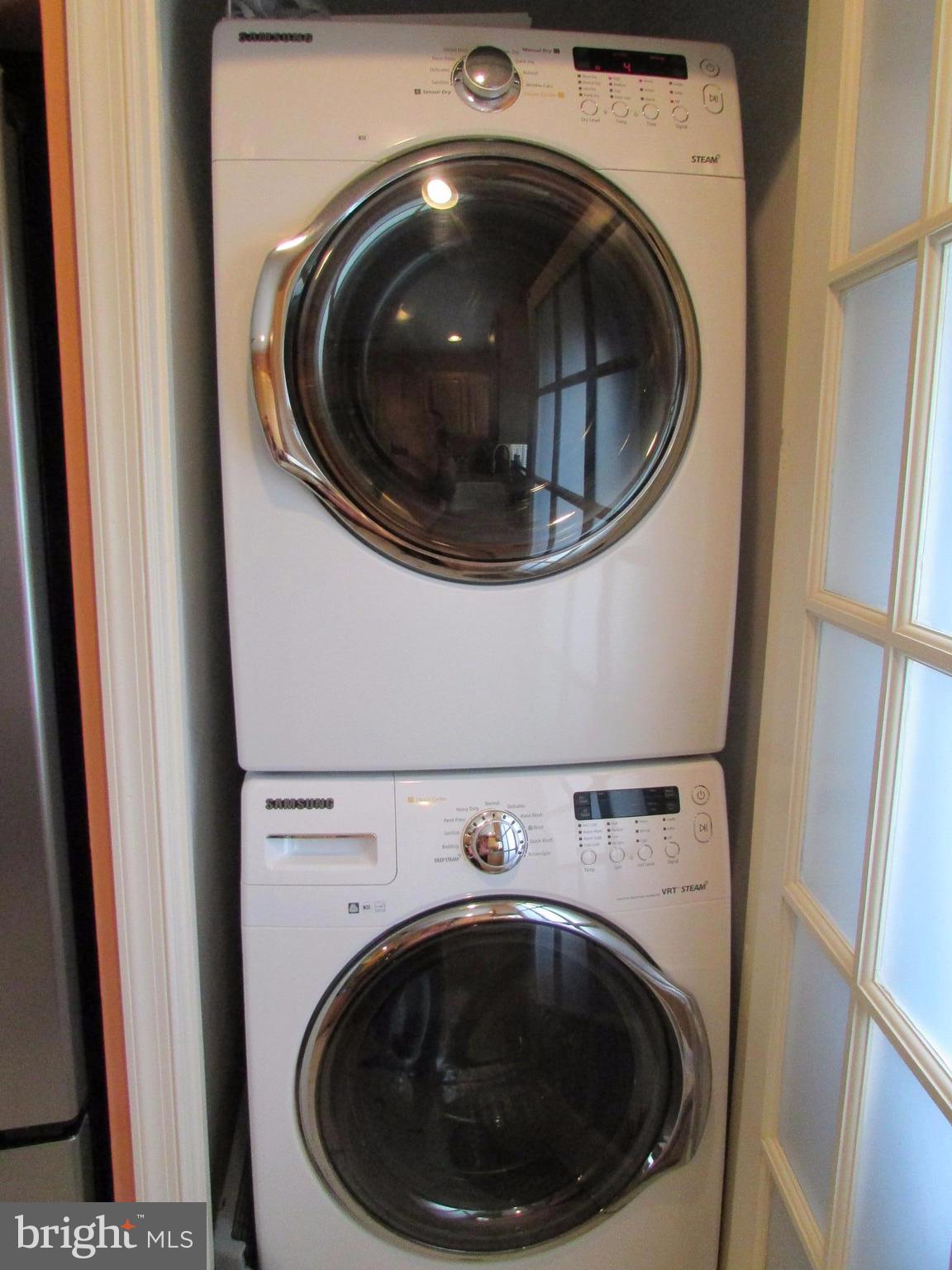 SUNNYSIDE/VASQUEZ - Residential Lease