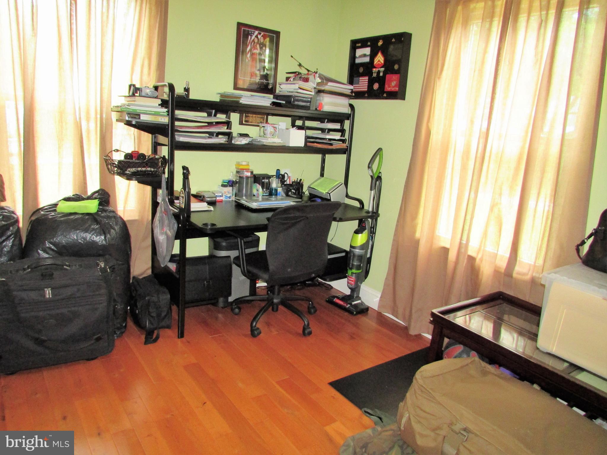 SUNNYSIDE/VASQUEZ - Residential Lease