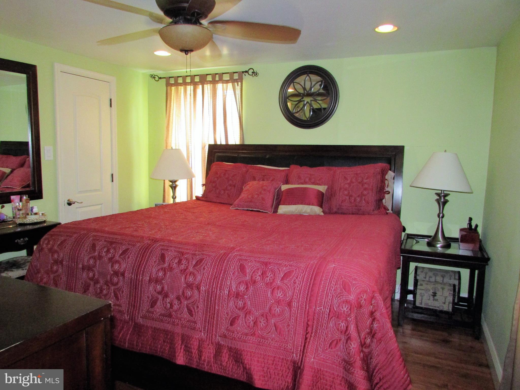 SUNNYSIDE/VASQUEZ - Residential Lease