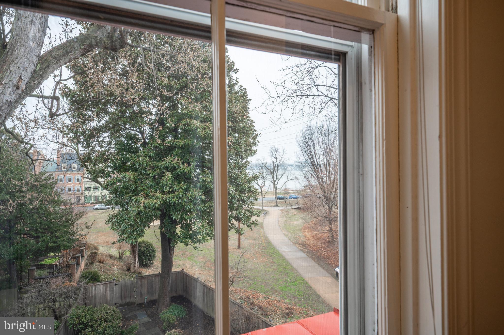 OLD TOWN - Residential