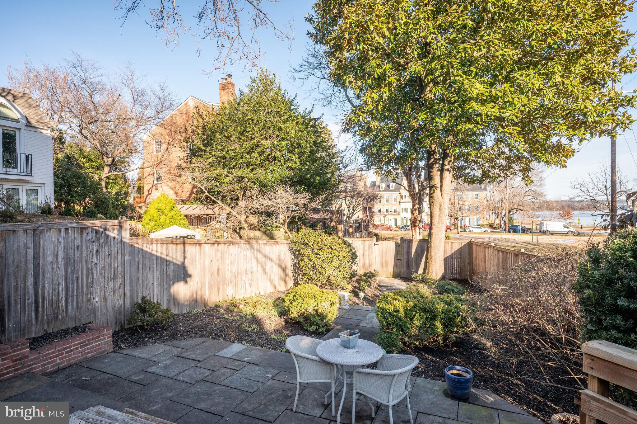 OLD TOWN - Residential