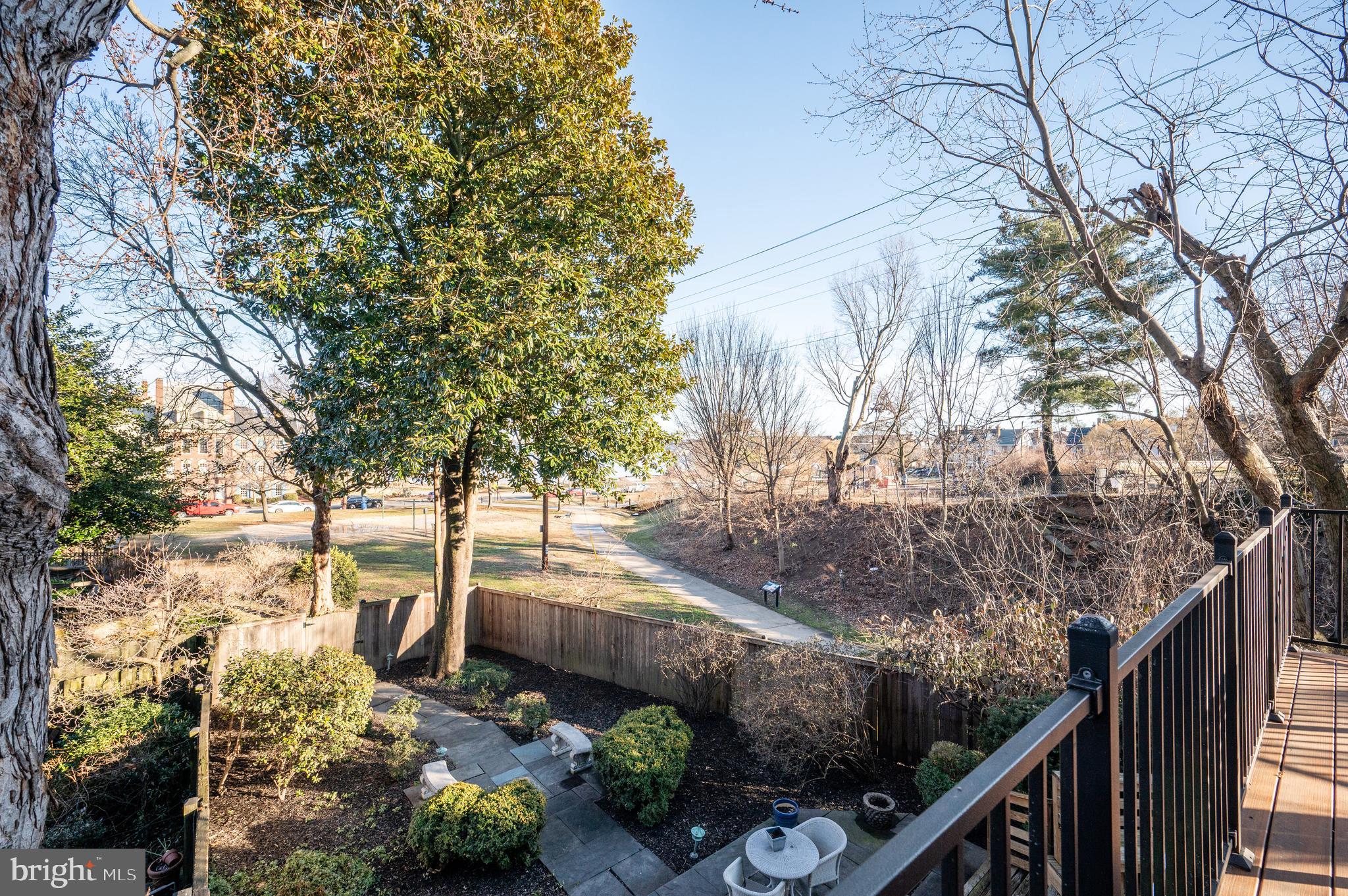 OLD TOWN - Residential