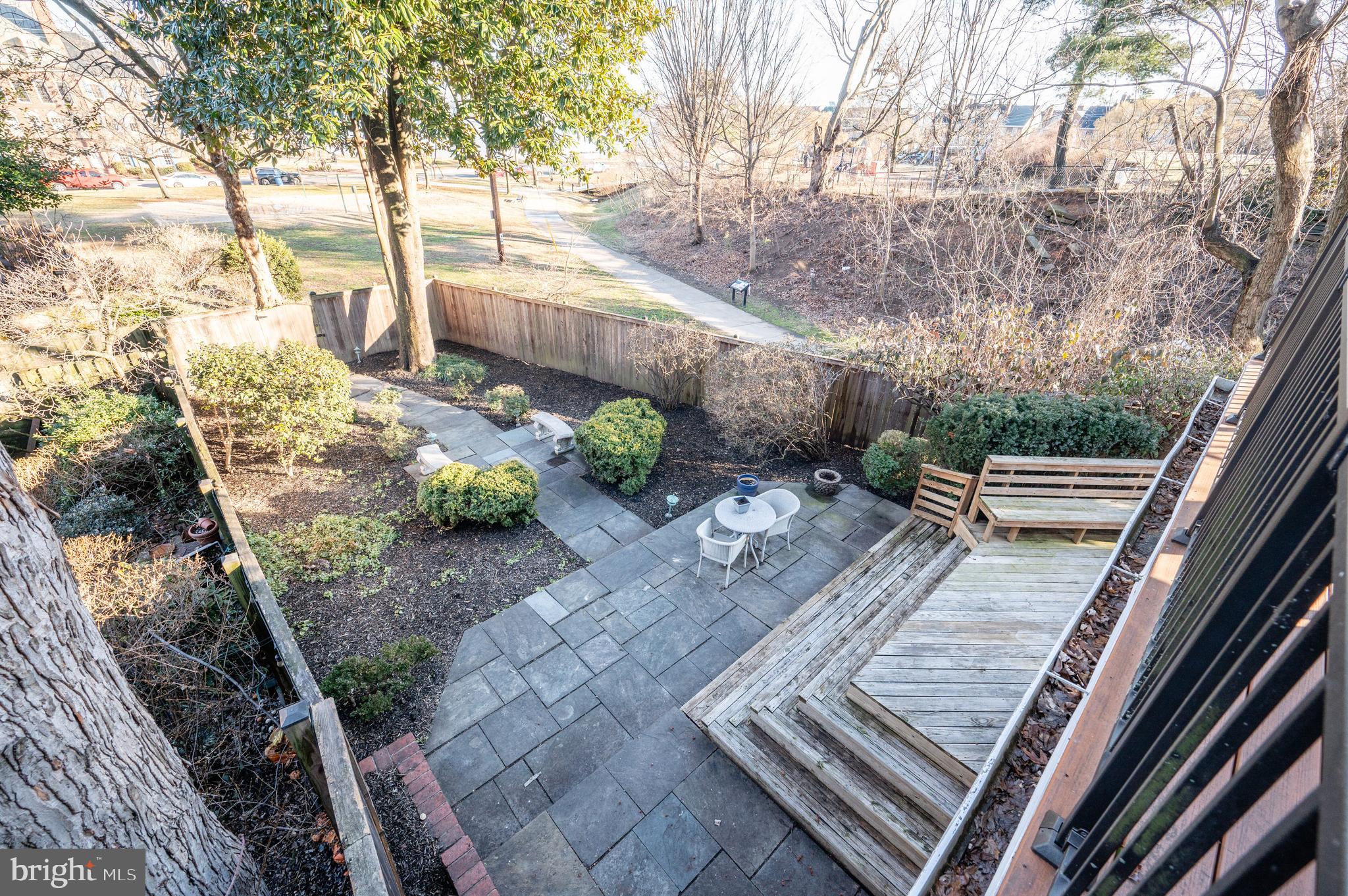 OLD TOWN - Residential