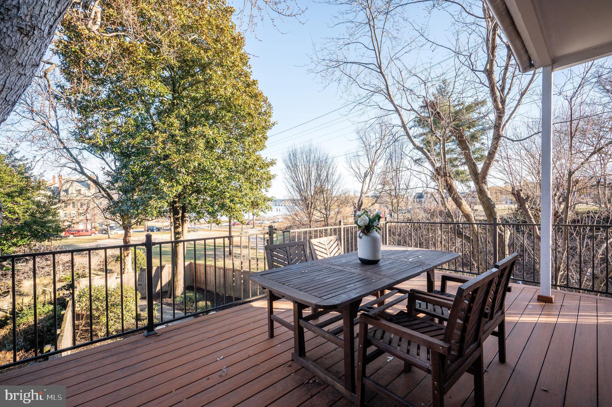 OLD TOWN - Residential