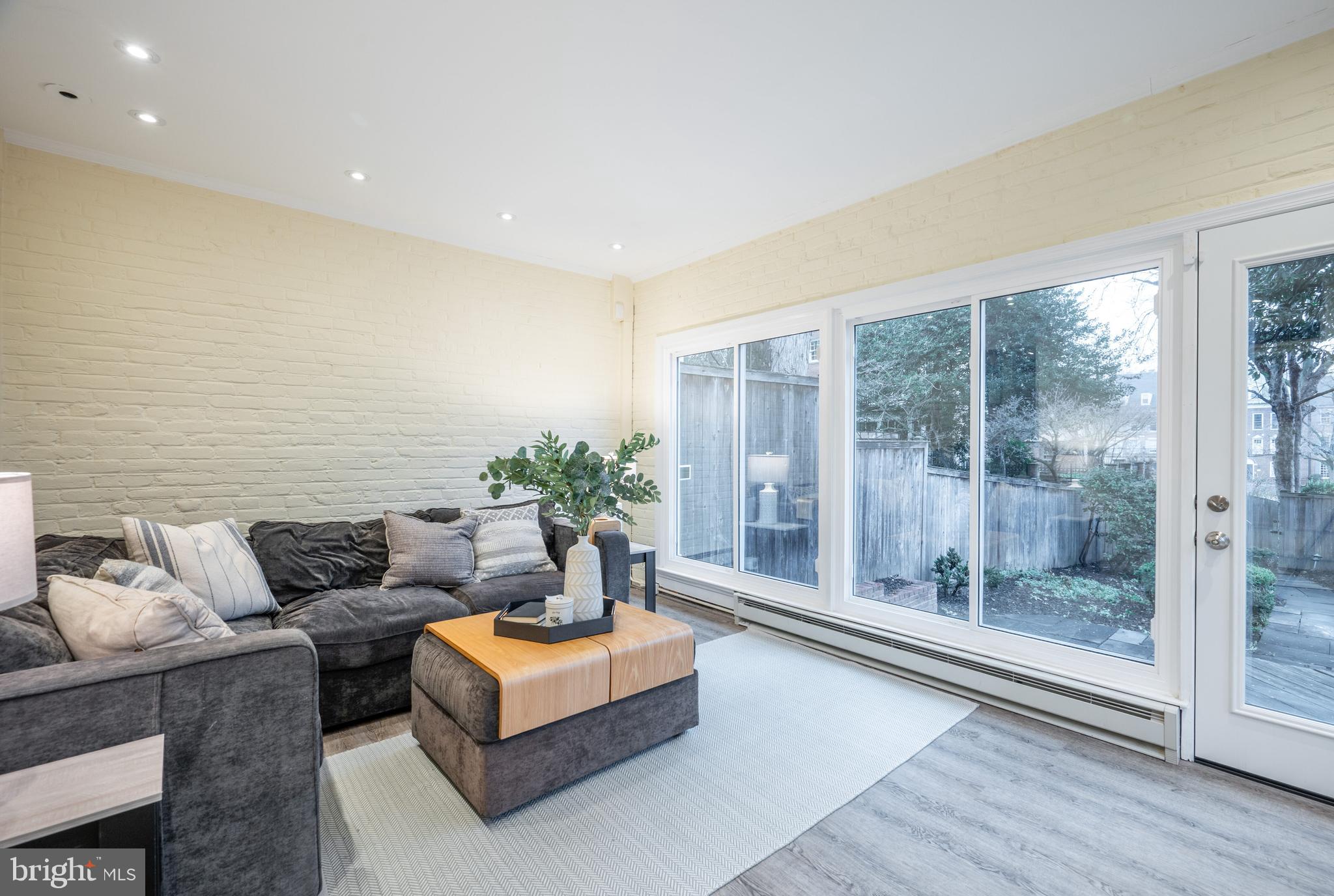 OLD TOWN - Residential