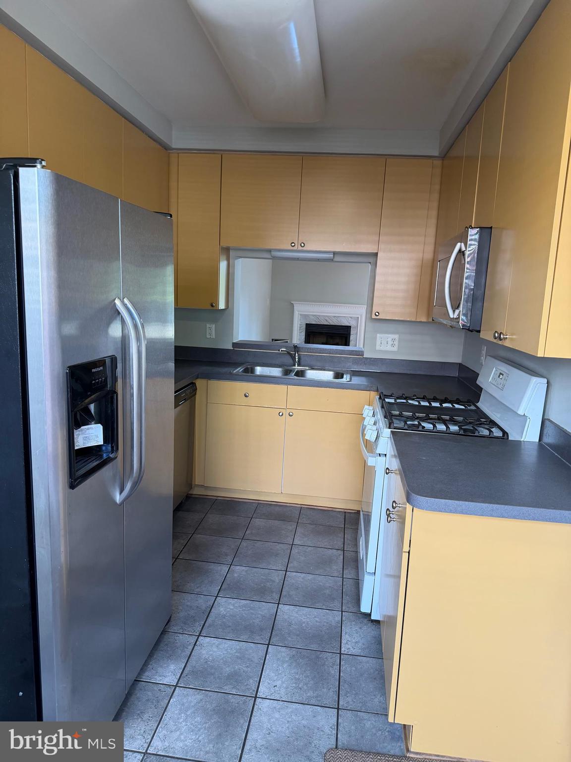2490 QUICK STREET 101