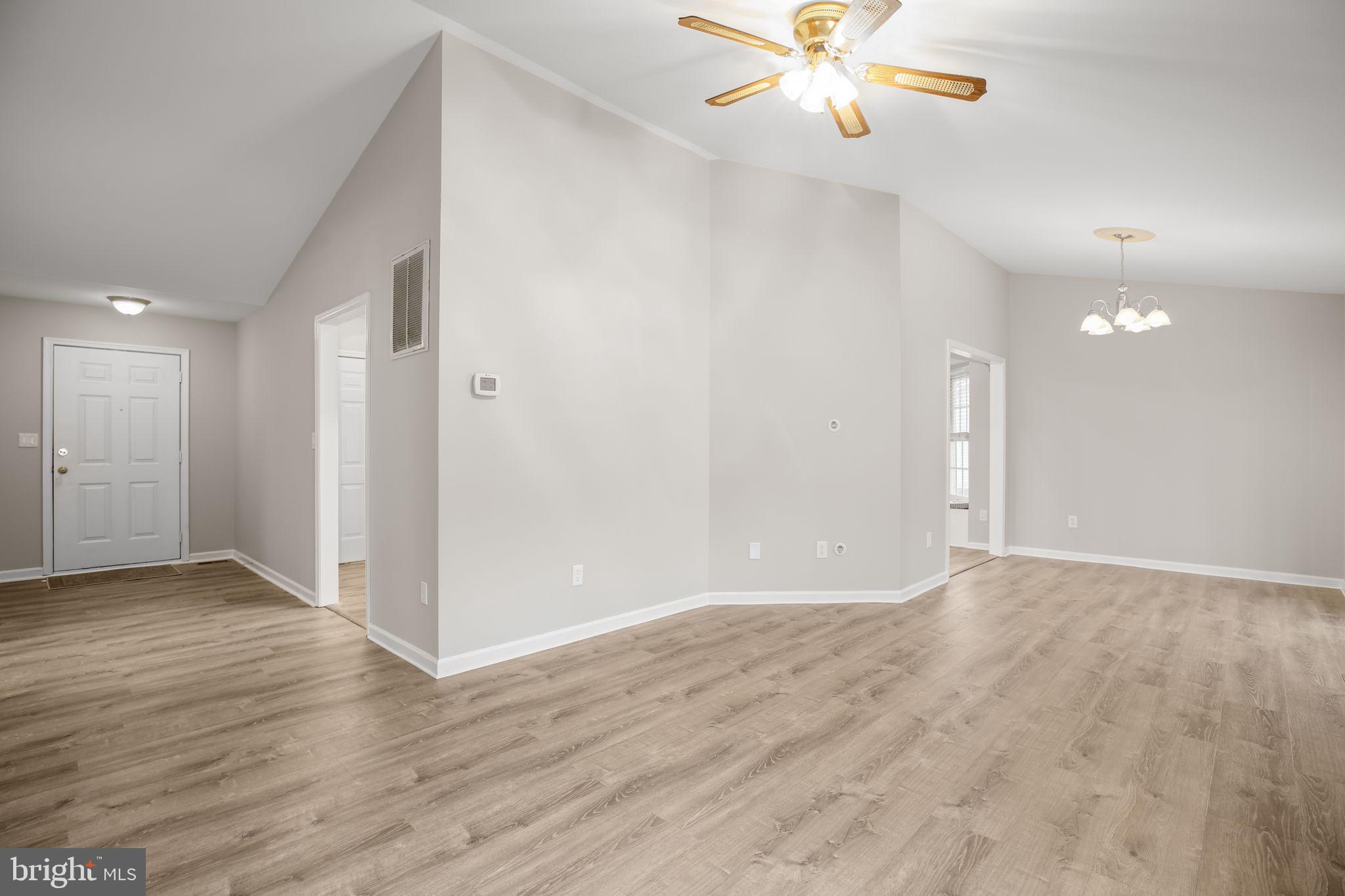 RIVER BEND - Residential