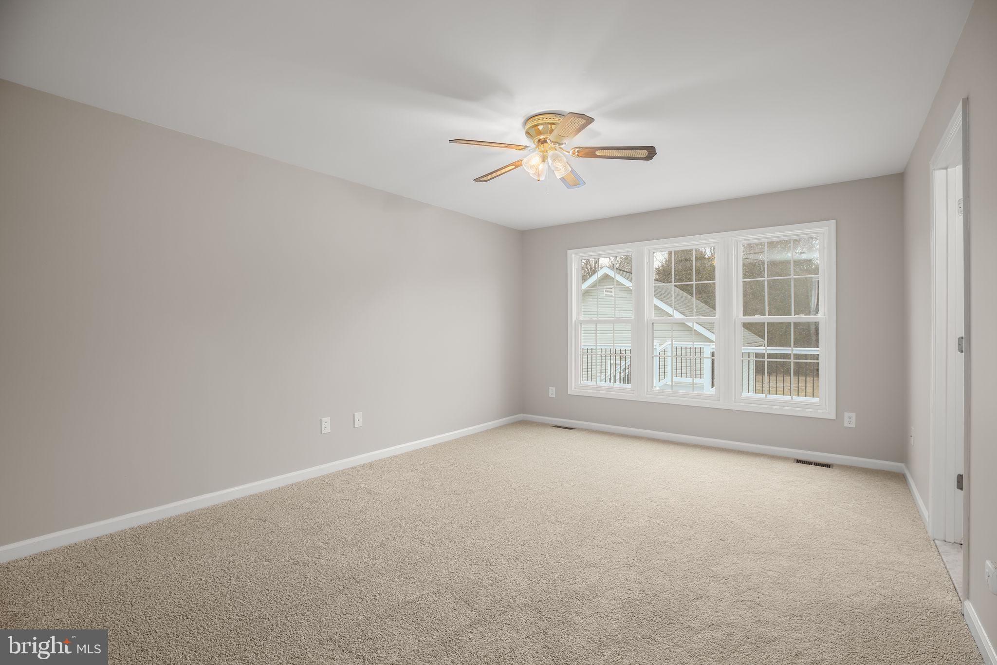 RIVER BEND - Residential