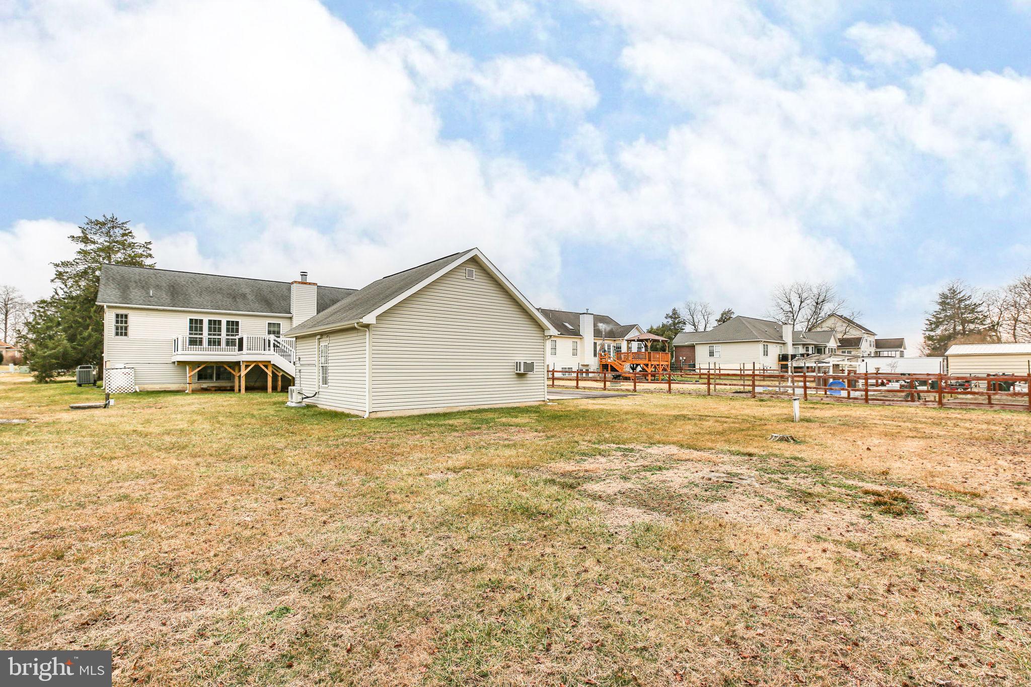 RIVER BEND - Residential