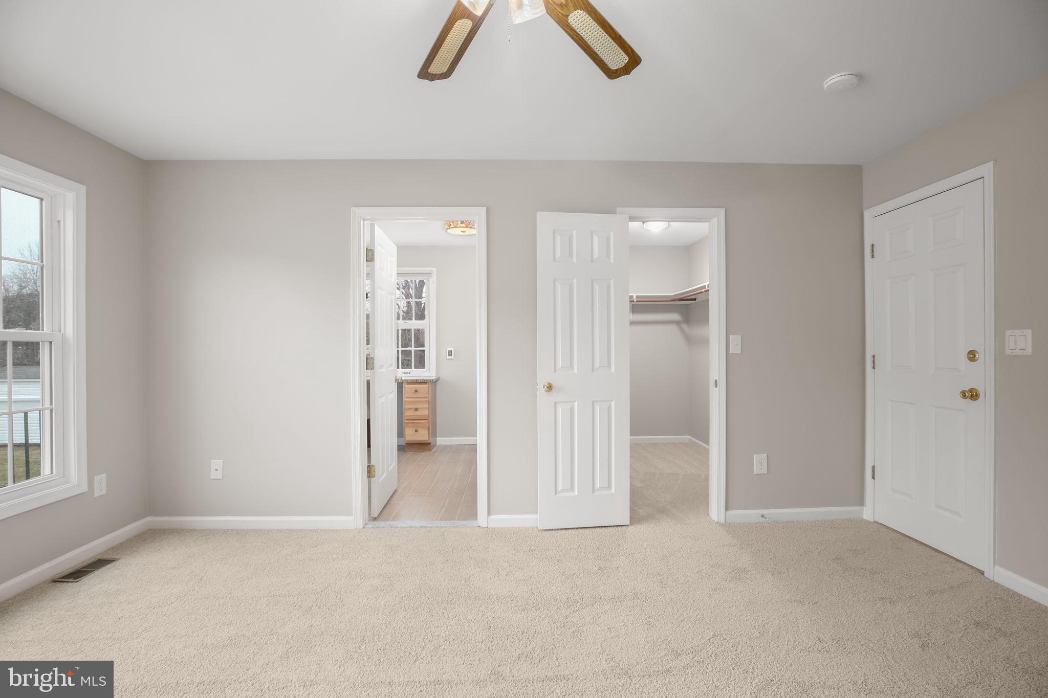 RIVER BEND - Residential