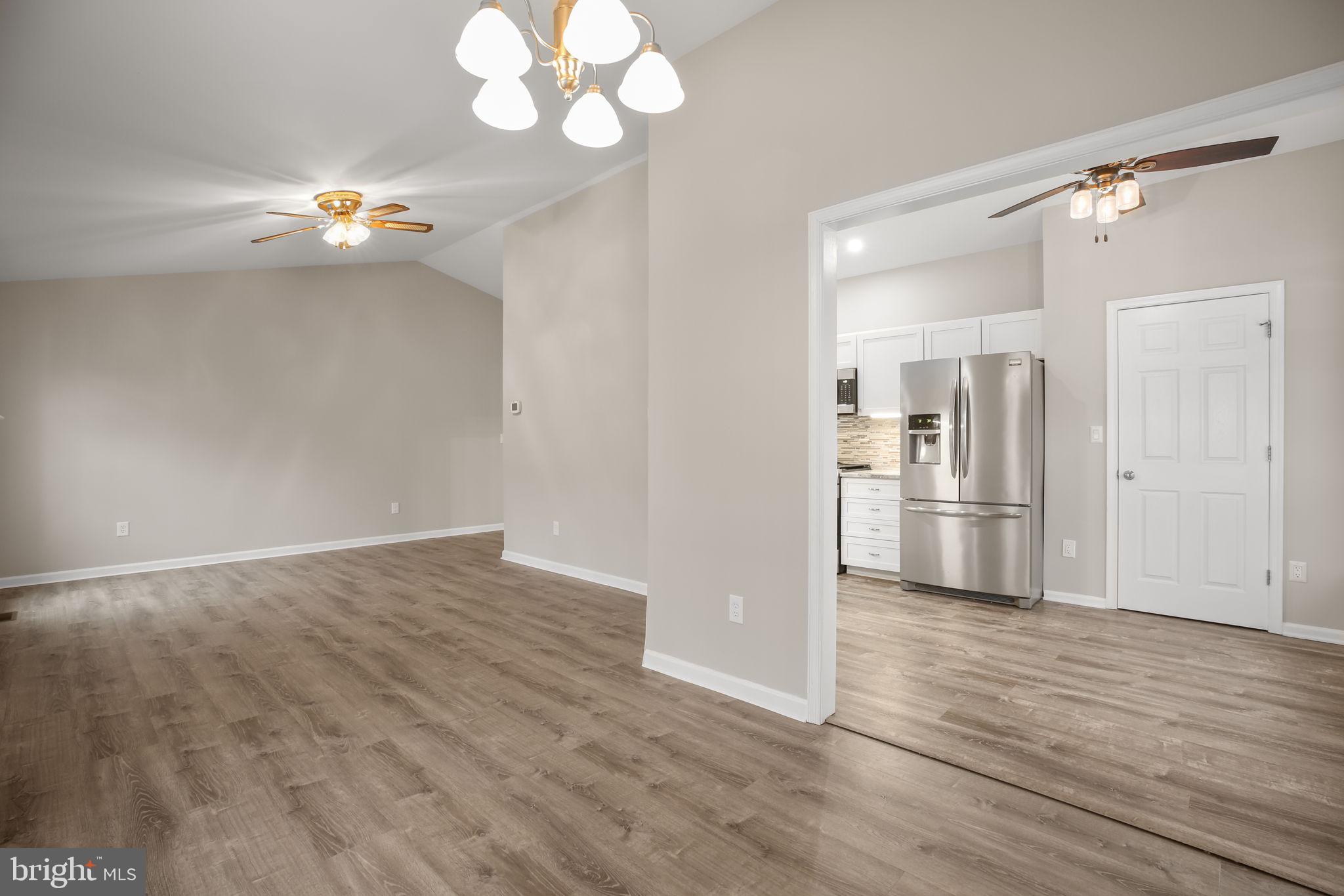 RIVER BEND - Residential