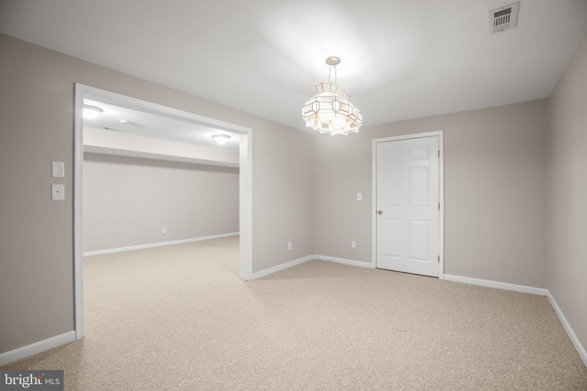 RIVER BEND - Residential