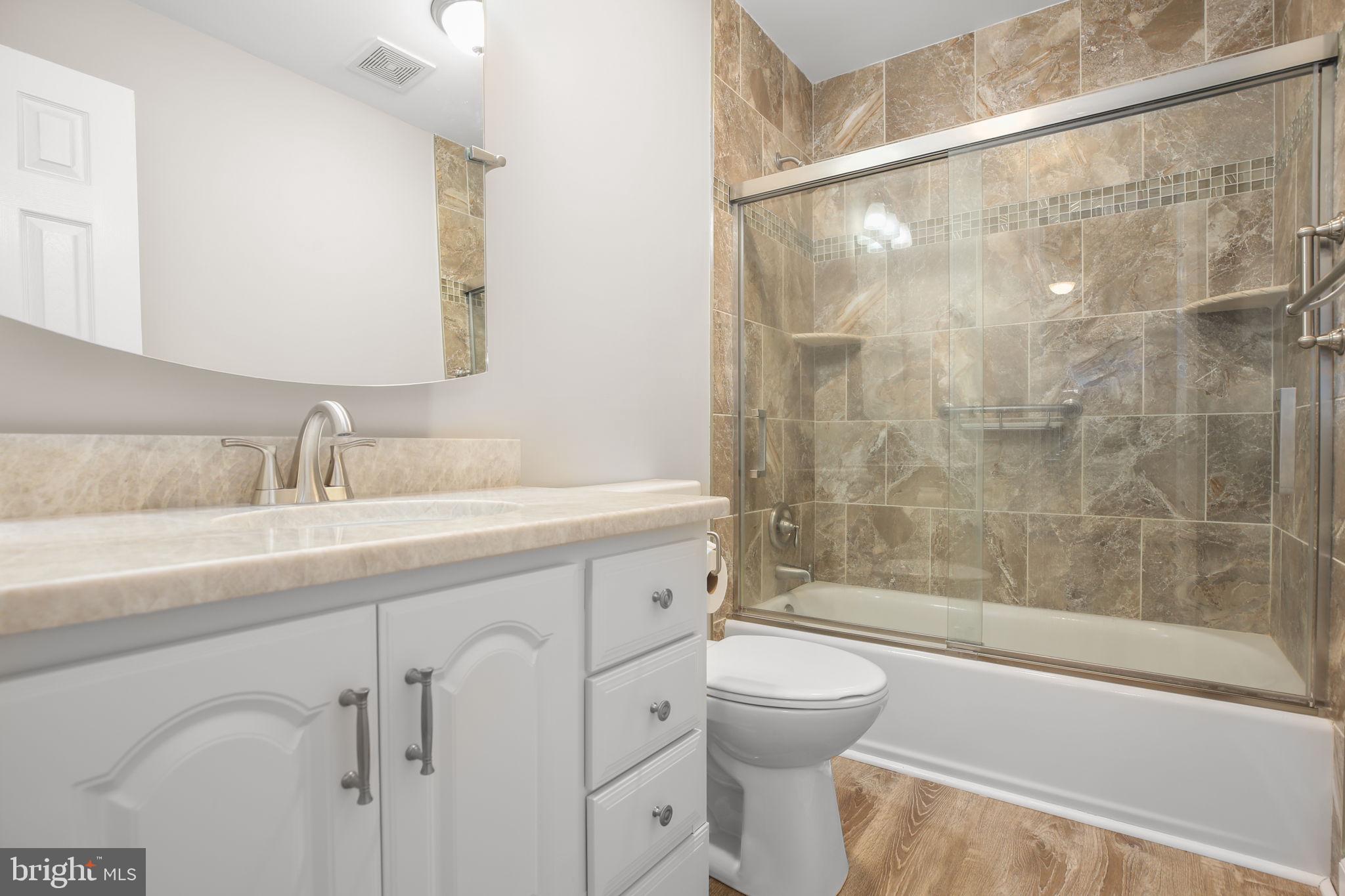 RIVER BEND - Residential