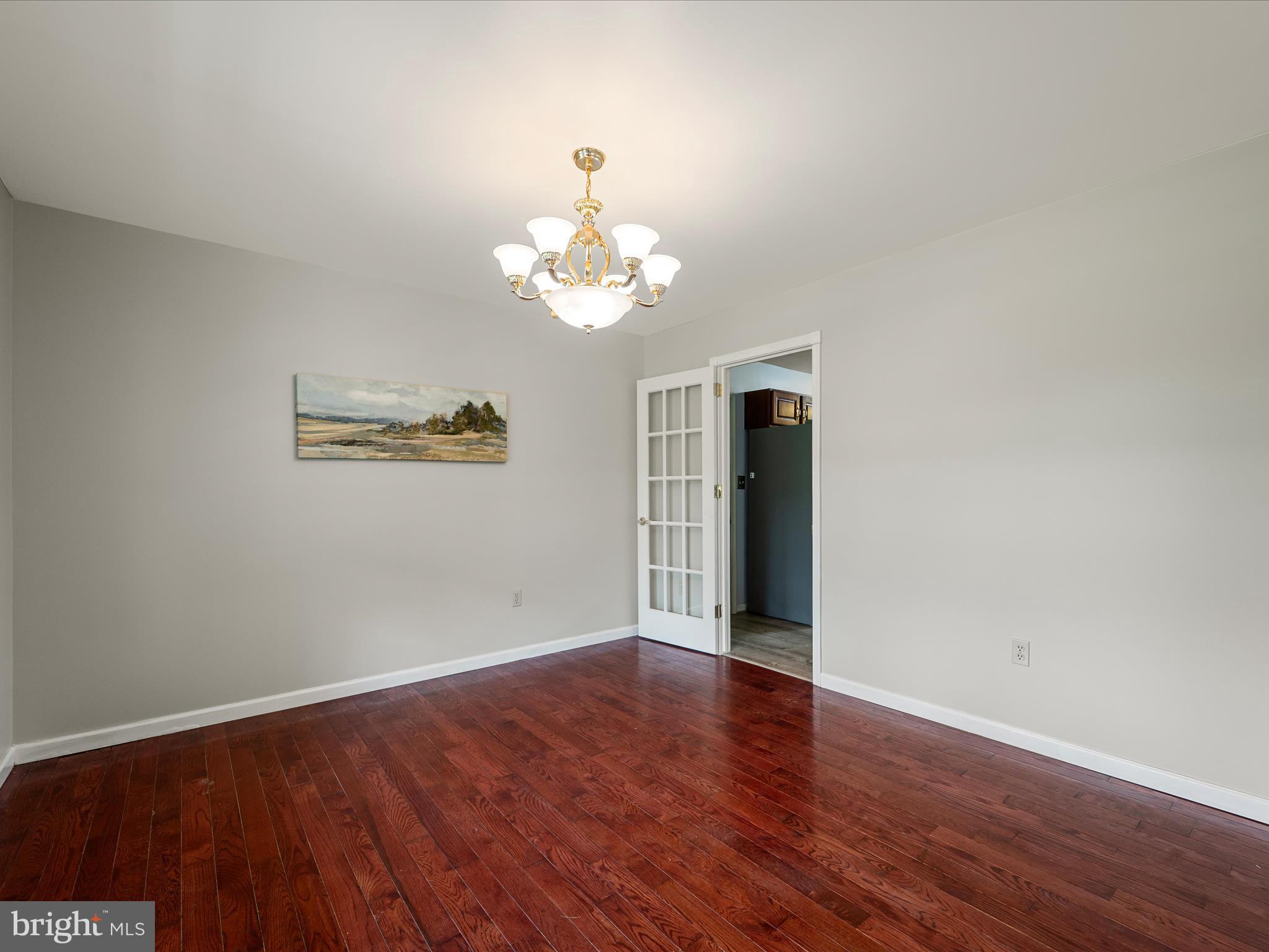 GLENDALE ESTATES - Residential