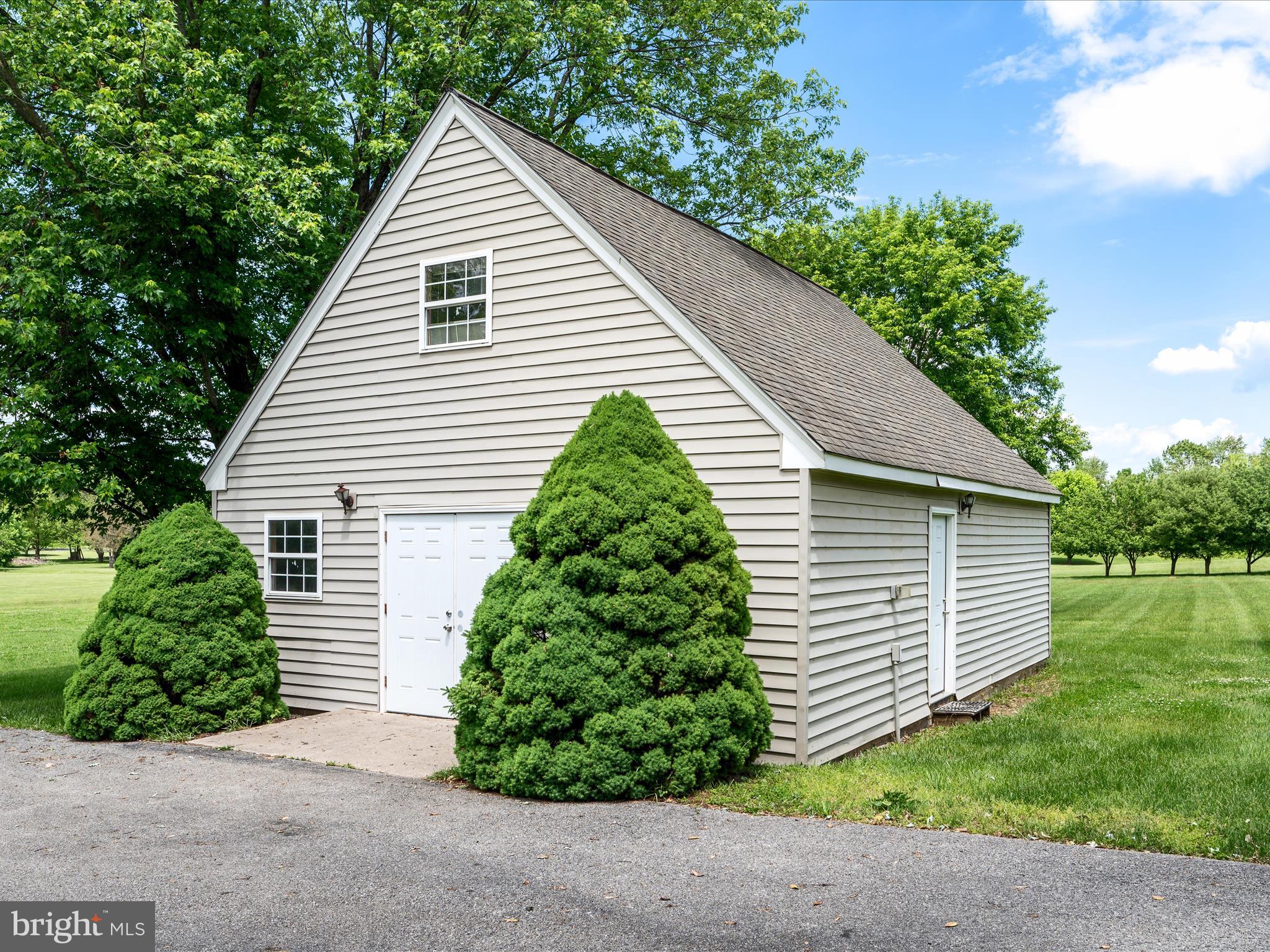 GLENDALE ESTATES - Residential