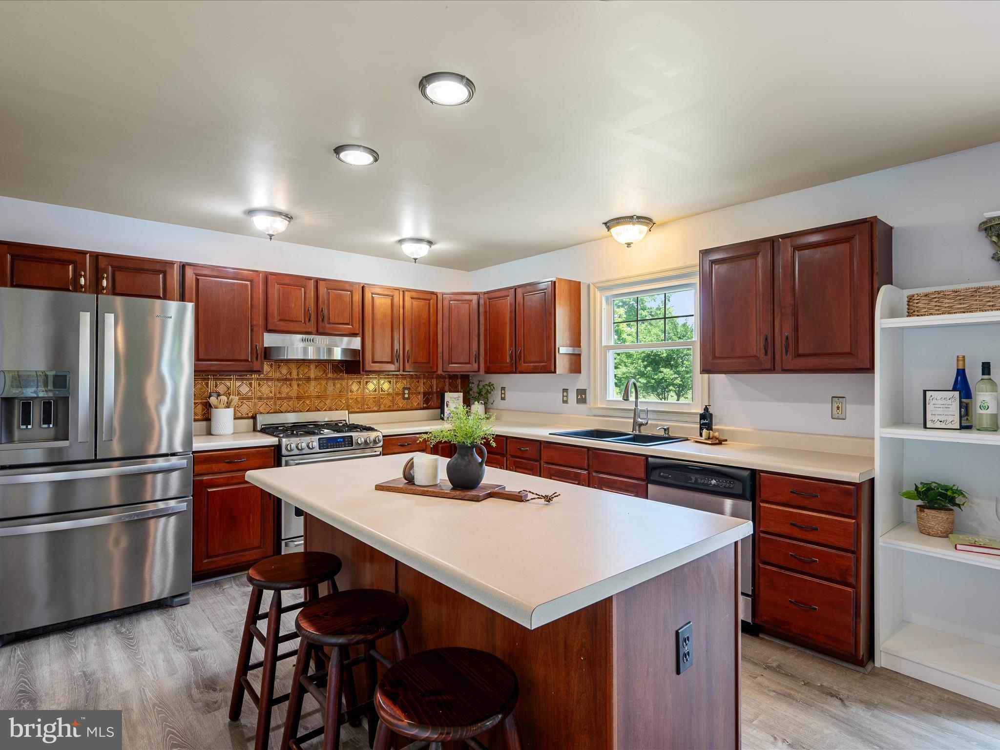 GLENDALE ESTATES - Residential