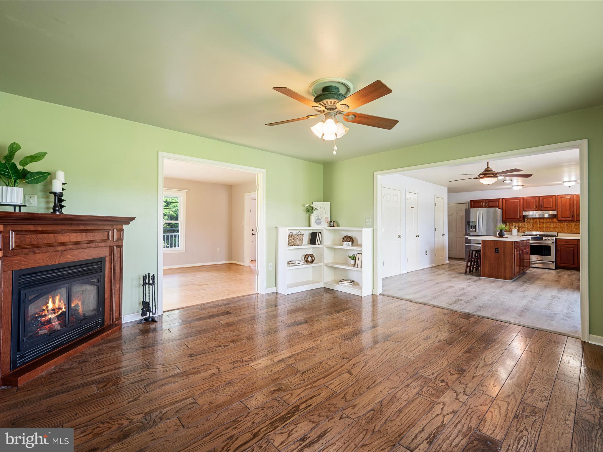 GLENDALE ESTATES - Residential