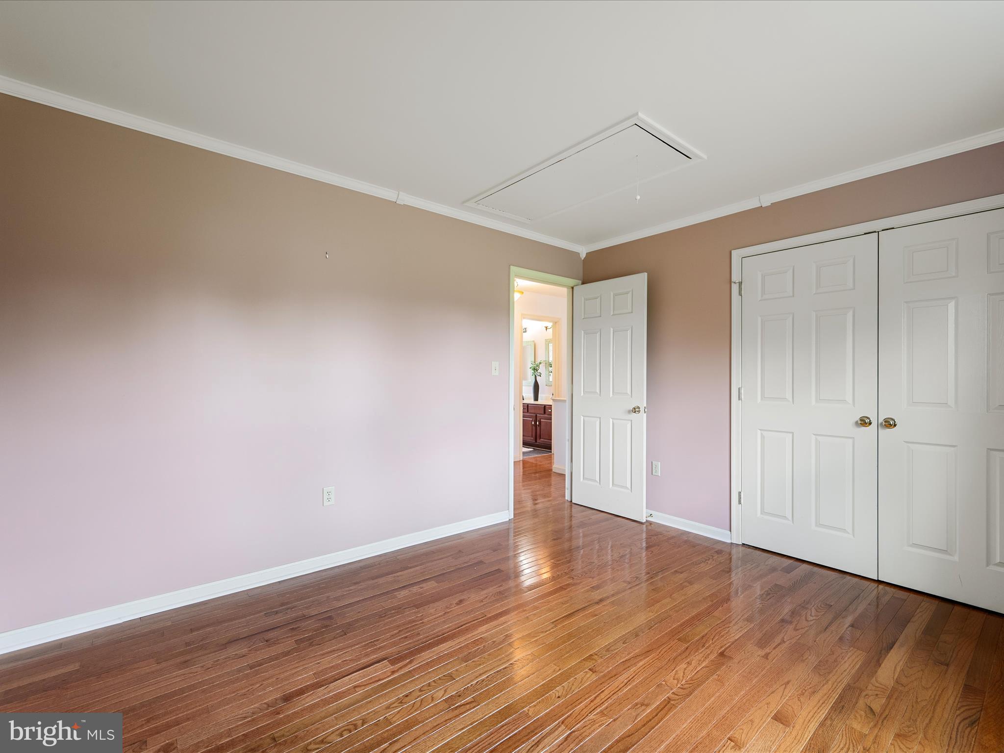 GLENDALE ESTATES - Residential