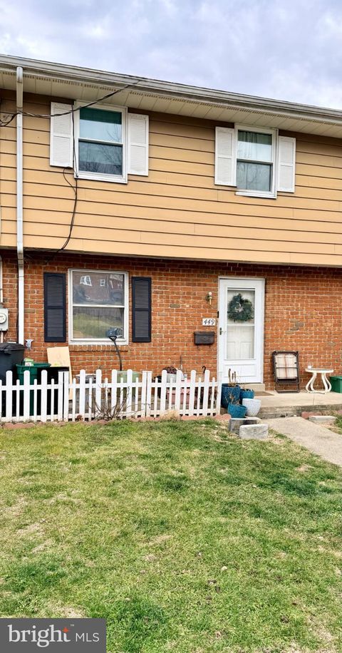 449 HILLSIDE AVENUE LANCASTER PA 17603