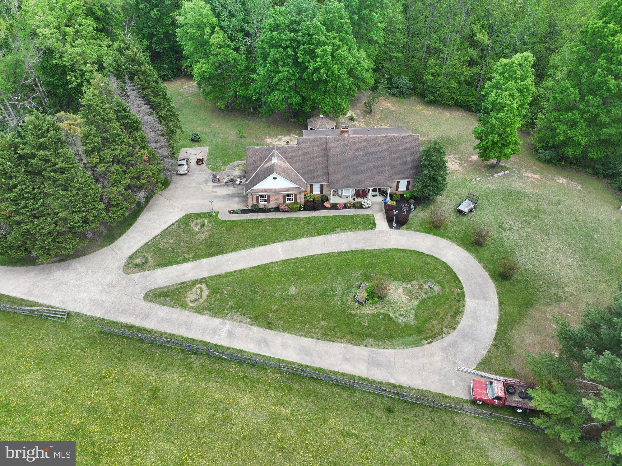 9001 ASDEE LANE