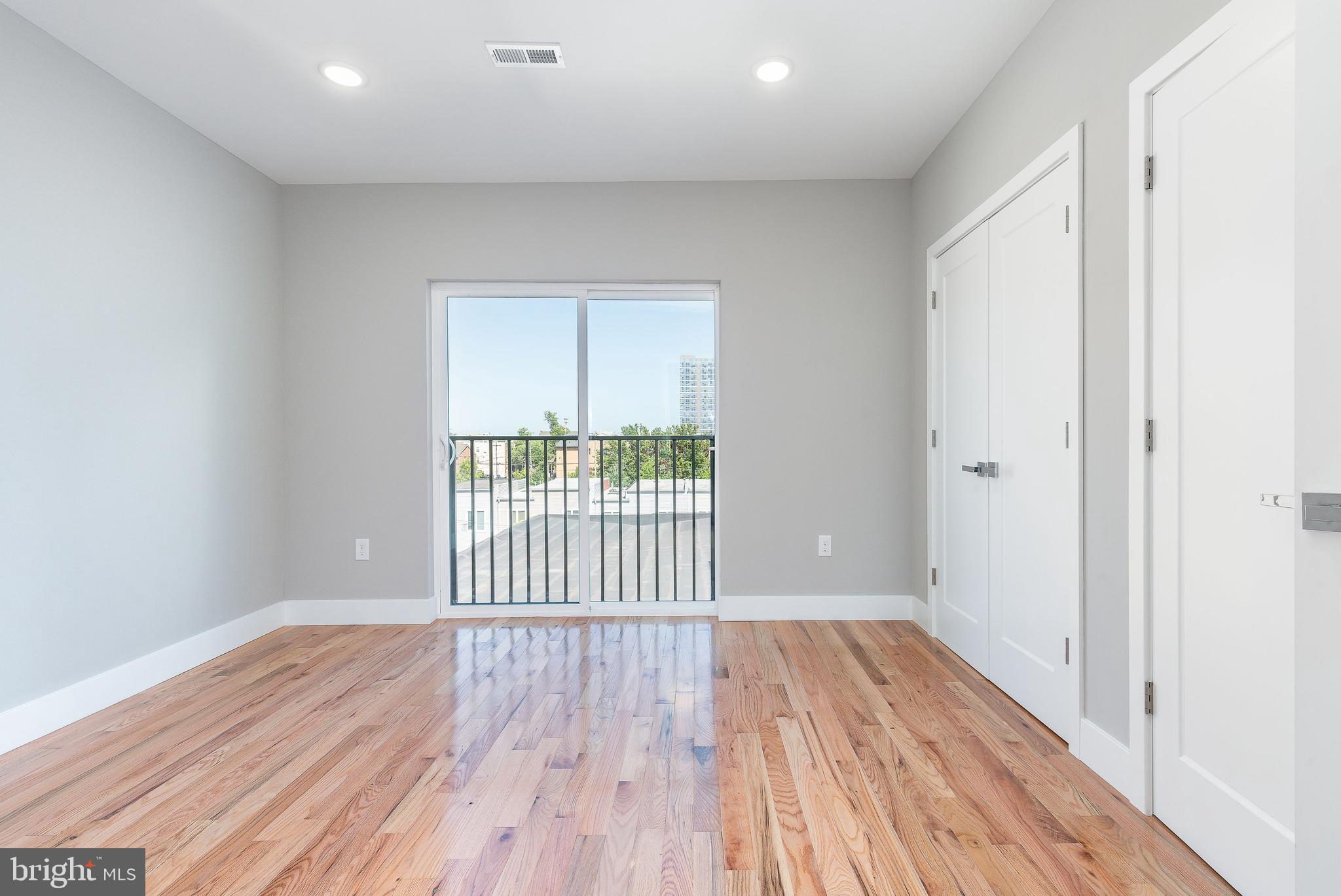 SHARSWOOD - Residential Lease