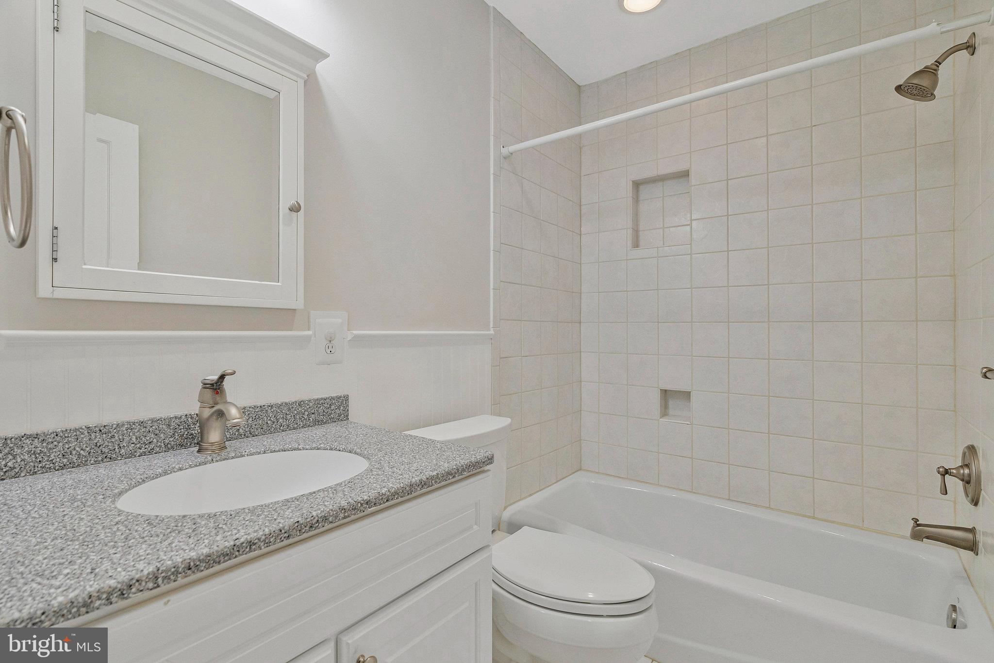 LEIGH MILL MEADOWS - Residential