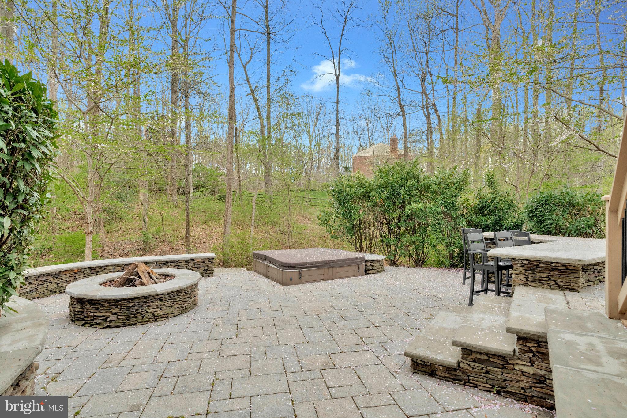 LEIGH MILL MEADOWS - Residential