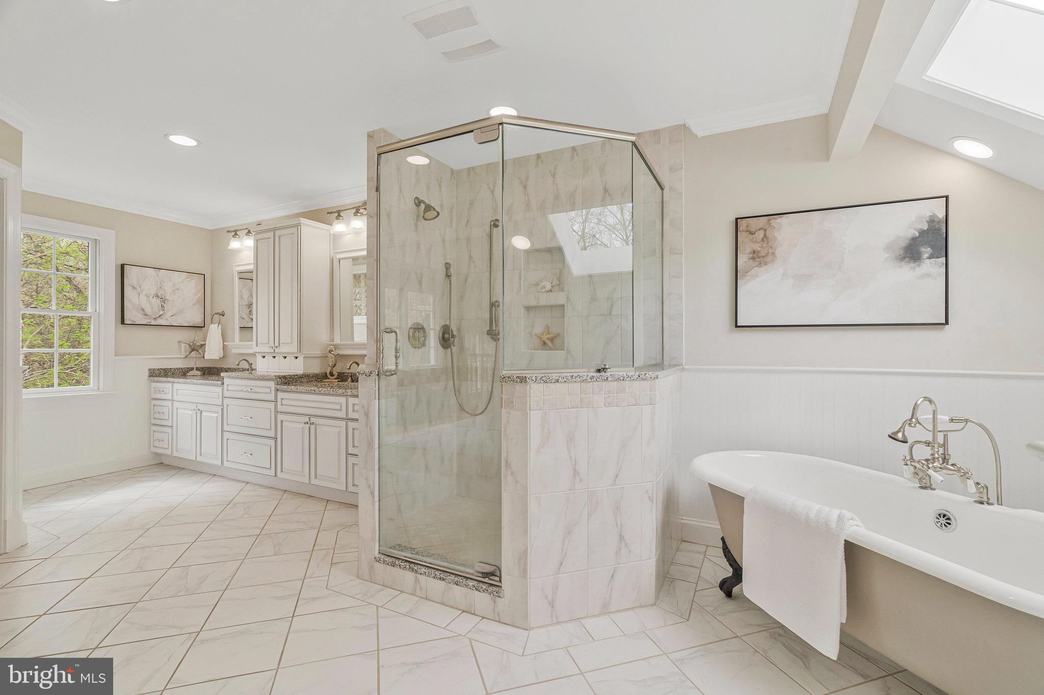 LEIGH MILL MEADOWS - Residential