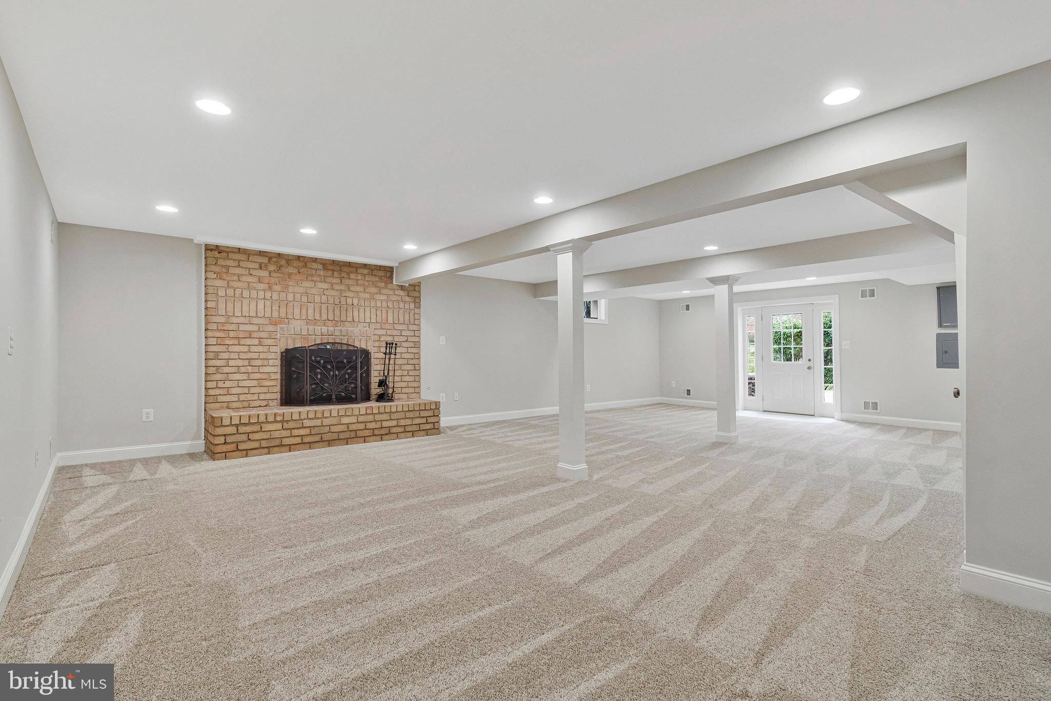 LEIGH MILL MEADOWS - Residential