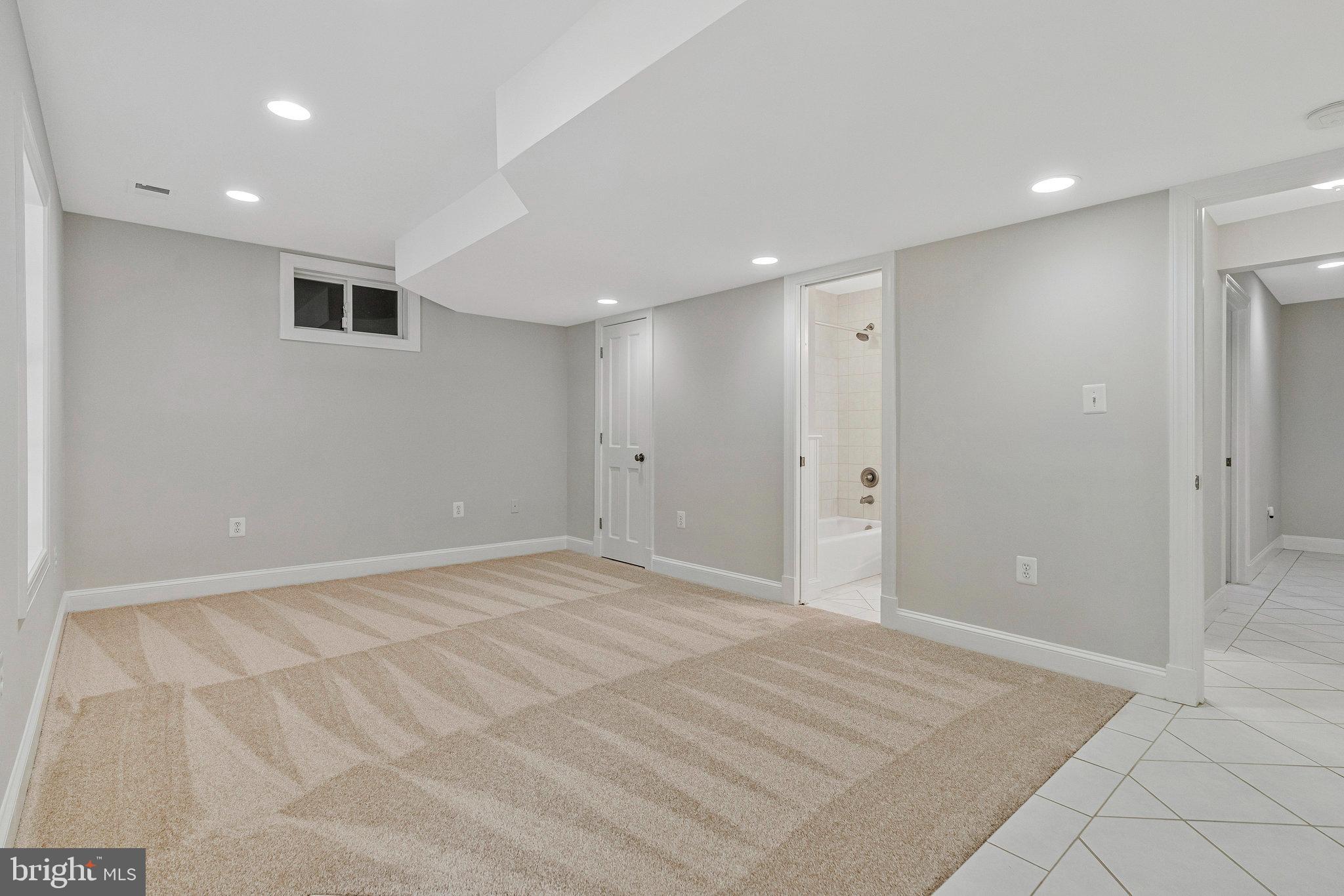 LEIGH MILL MEADOWS - Residential