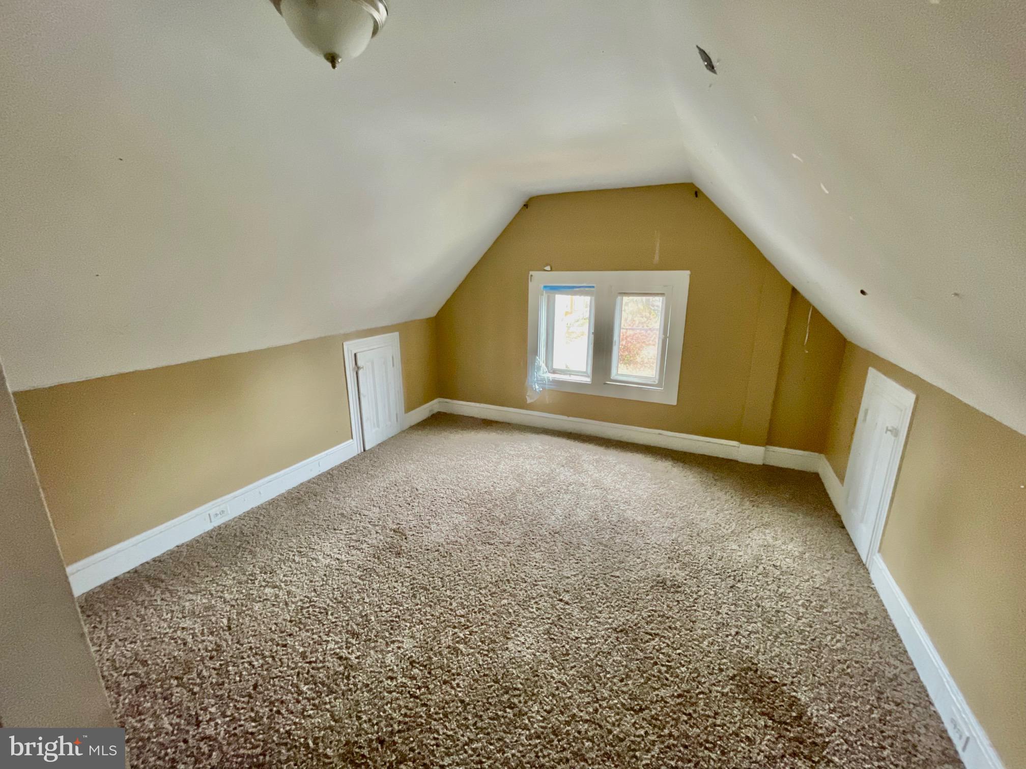 ELKINS PARK - Residential