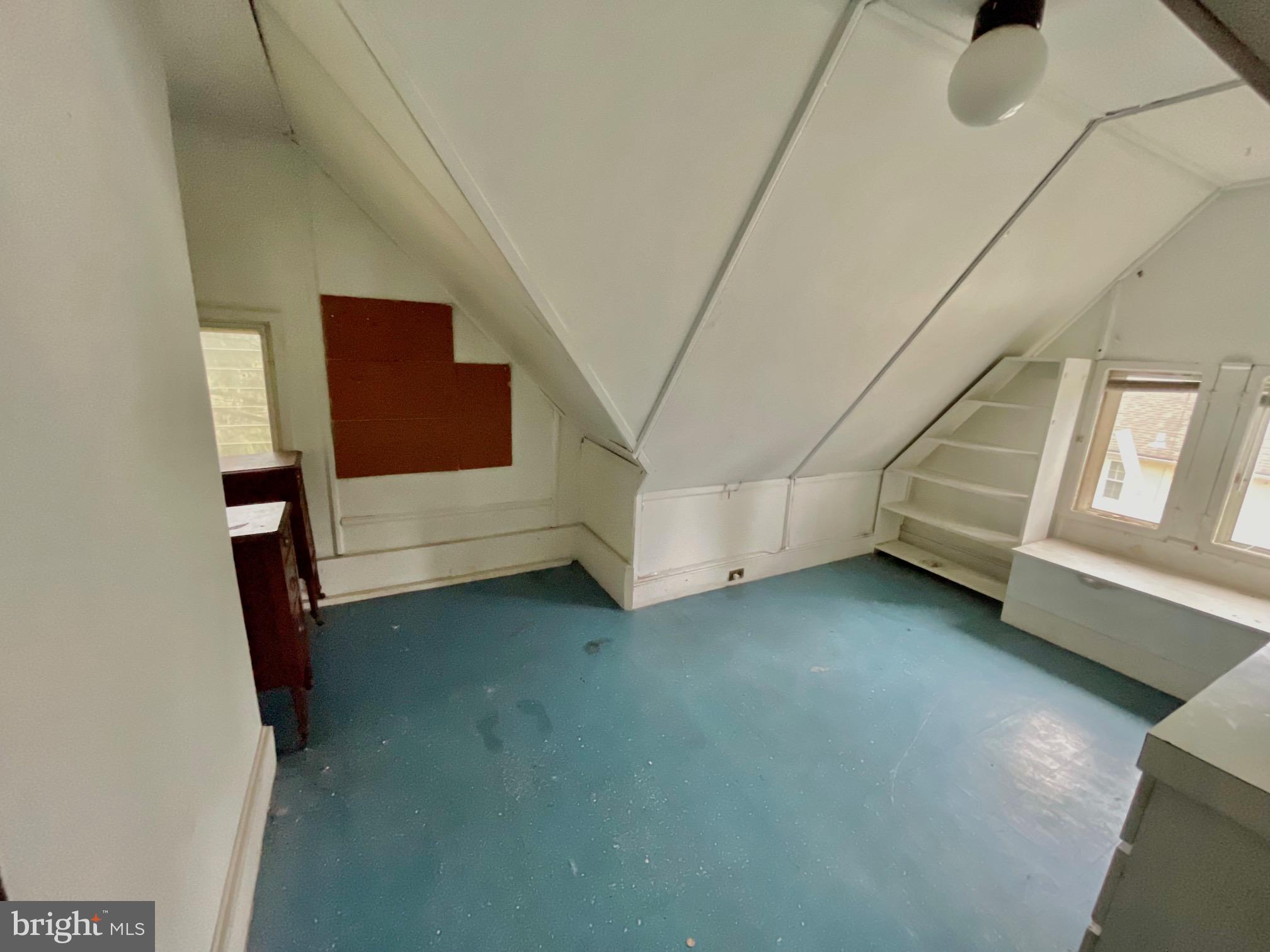 ELKINS PARK - Residential