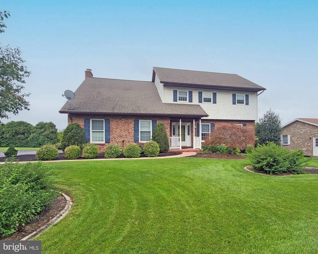 Photo of 19 Obsidian Drive, CHAMBERSBURG, PA 17202 (MLS # PAFL2037810)