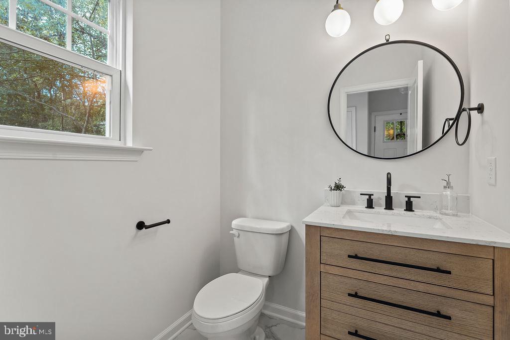 LAKE OF THE WOODS - Residential