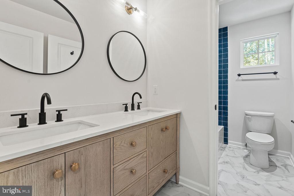 LAKE OF THE WOODS - Residential