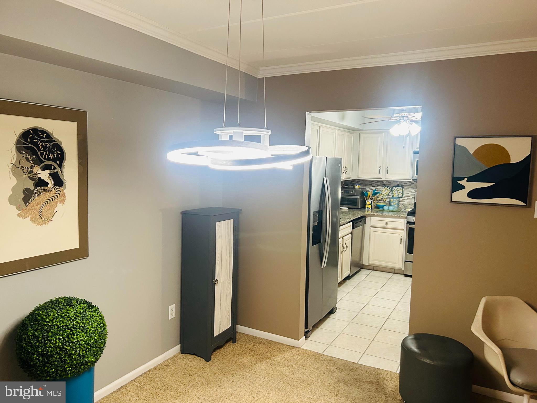 60104 DELAIRE LANDING ROAD 00 104