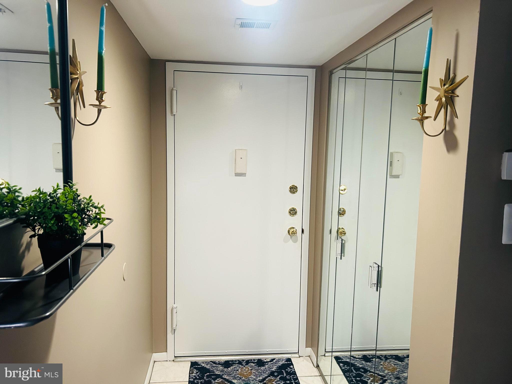 60104 DELAIRE LANDING ROAD 00 104