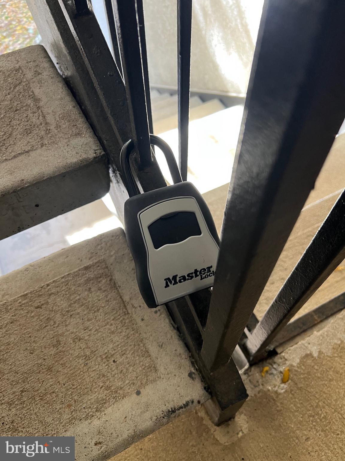 FOUNTAINS AT MCLEAN - Residential