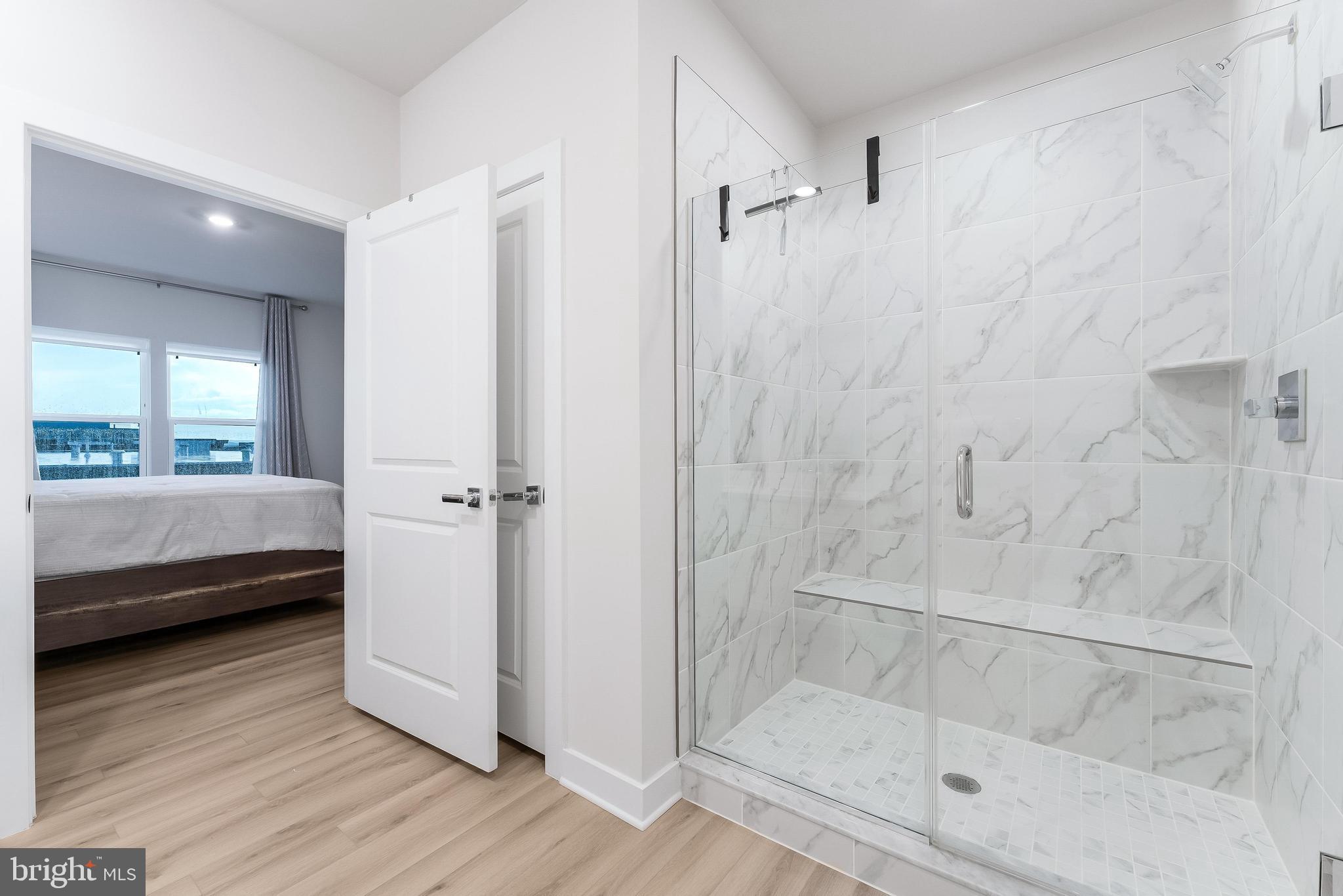 WOODLAND PARK STATION - Residential Lease