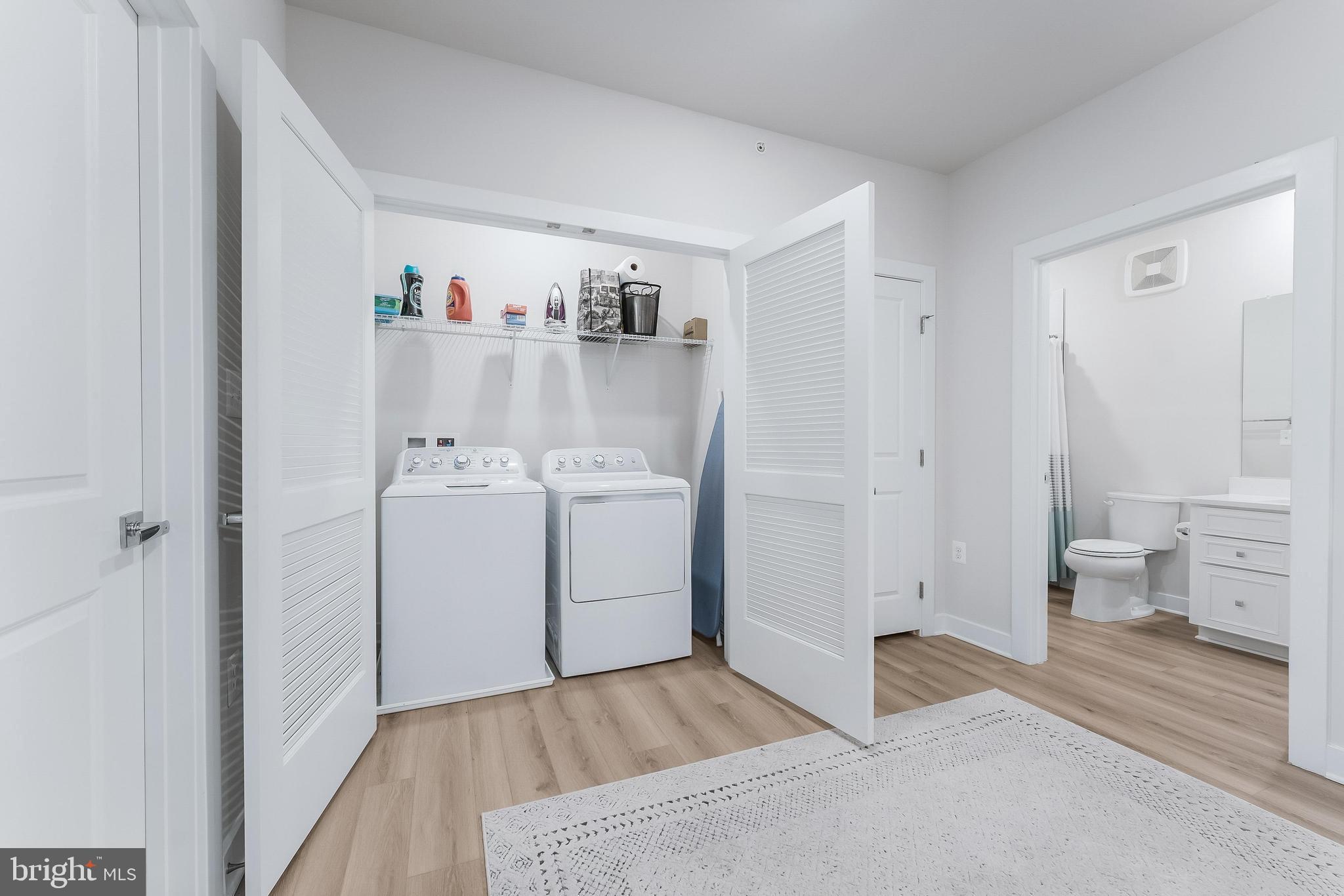 WOODLAND PARK STATION - Residential Lease