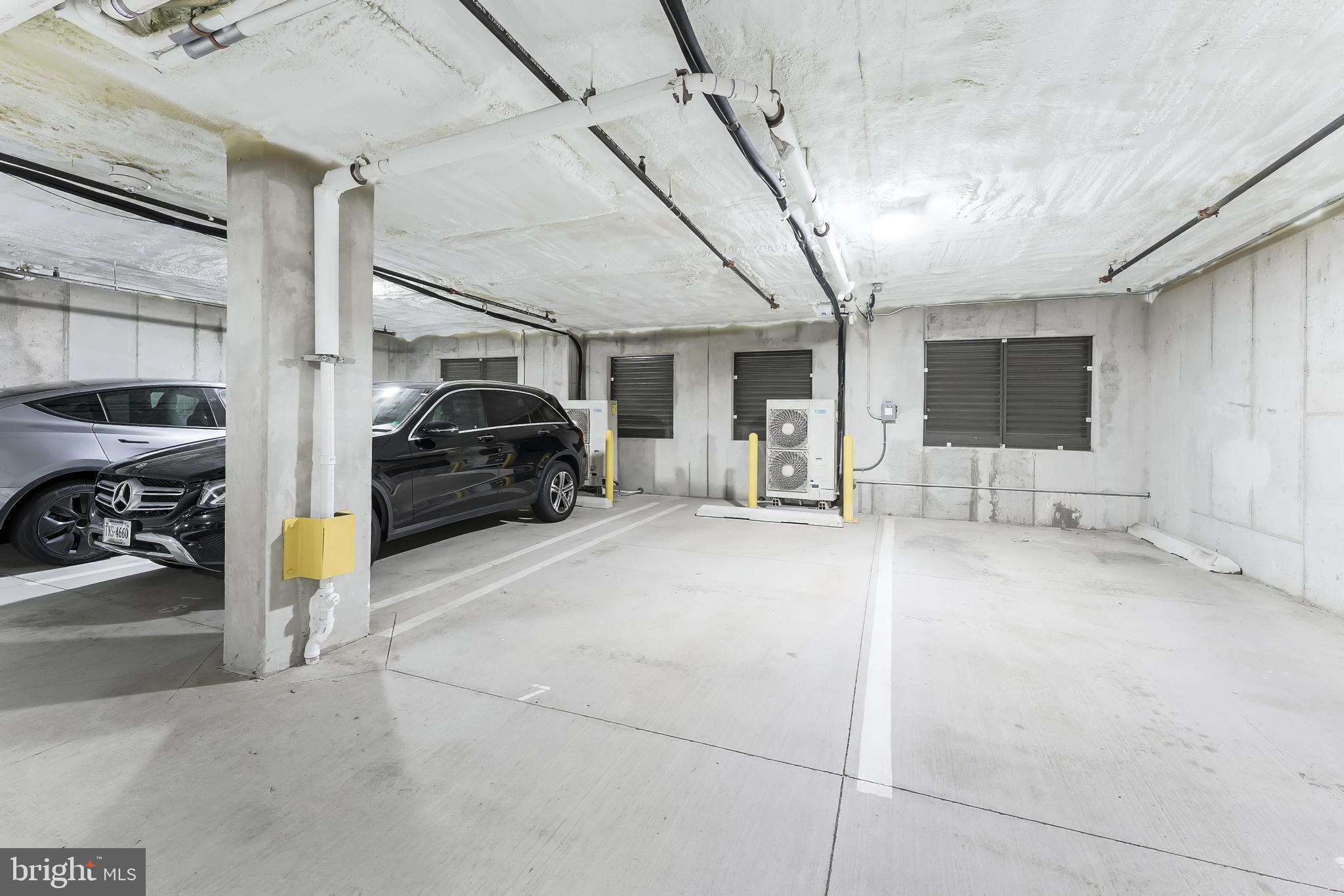 WOODLAND PARK STATION - Residential Lease