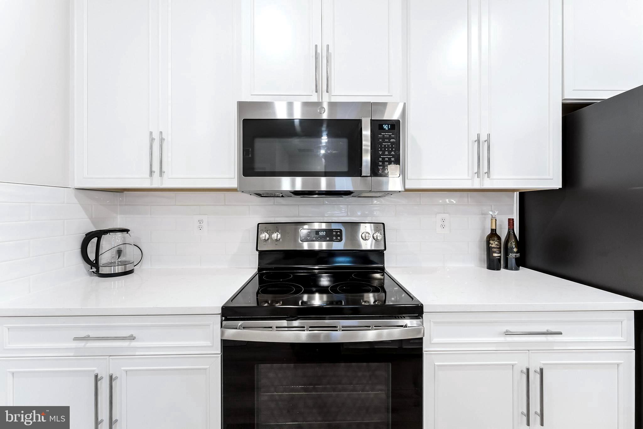 WOODLAND PARK STATION - Residential Lease