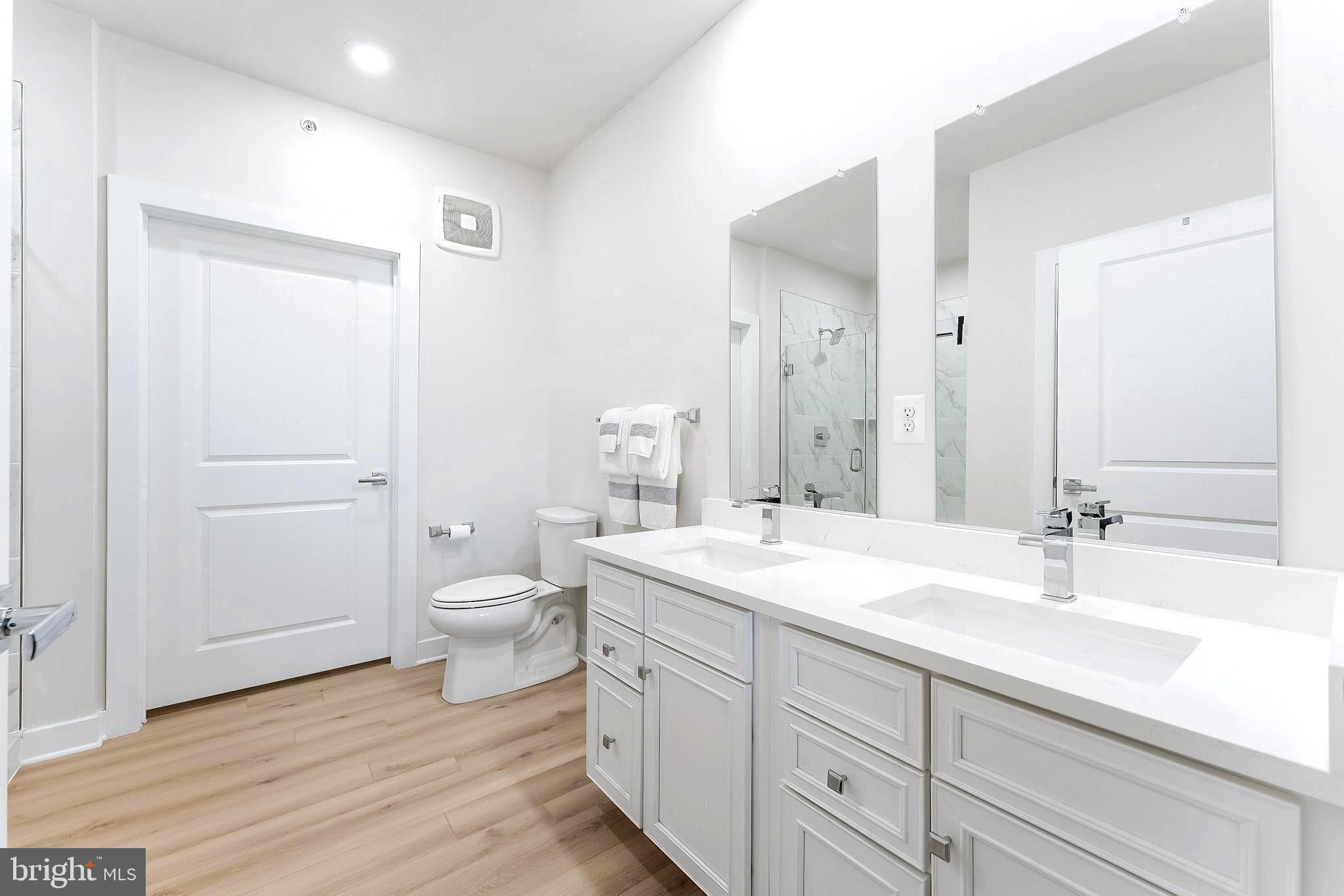 WOODLAND PARK STATION - Residential Lease