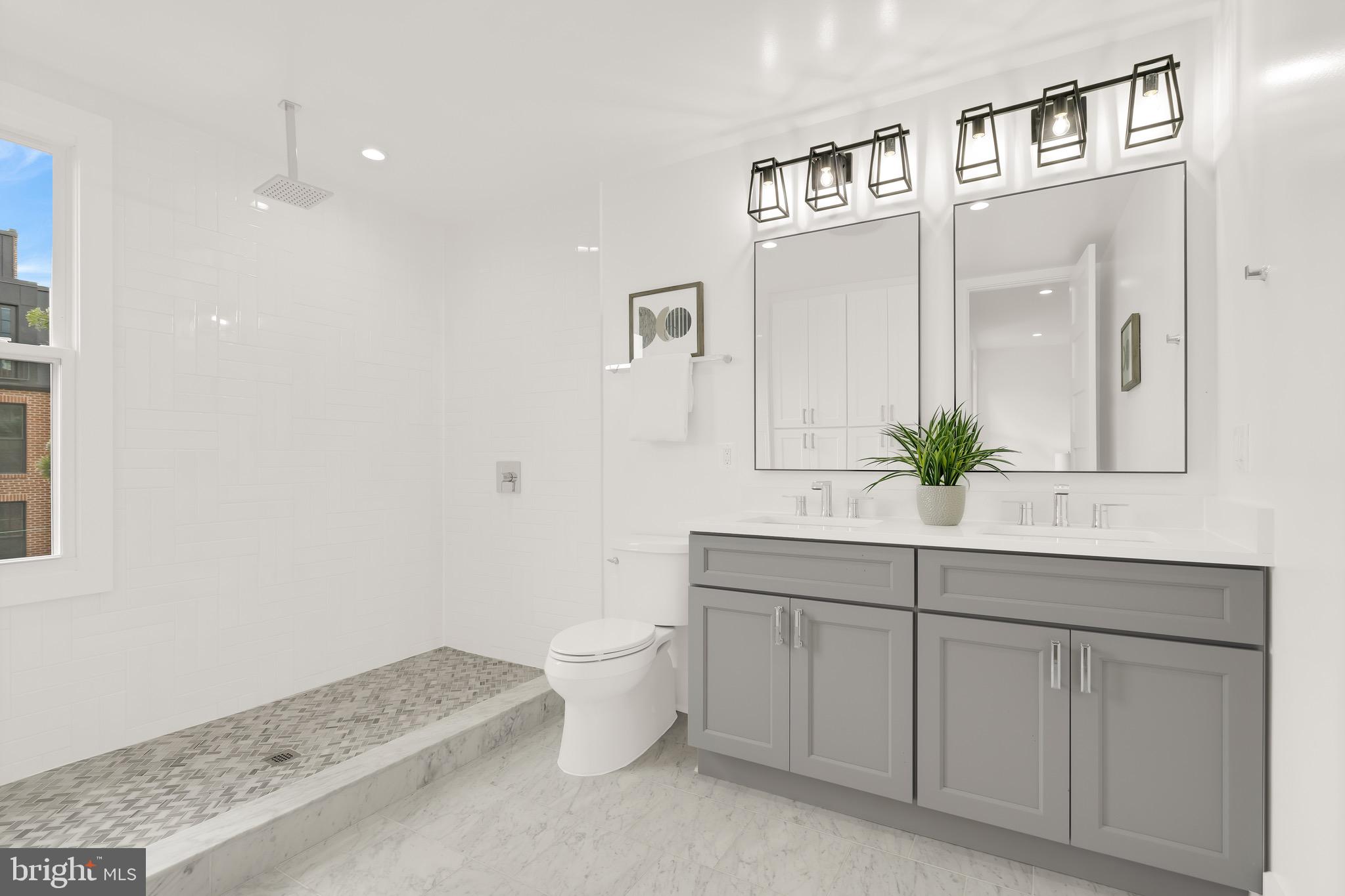 WOODLEY PARK - Residential