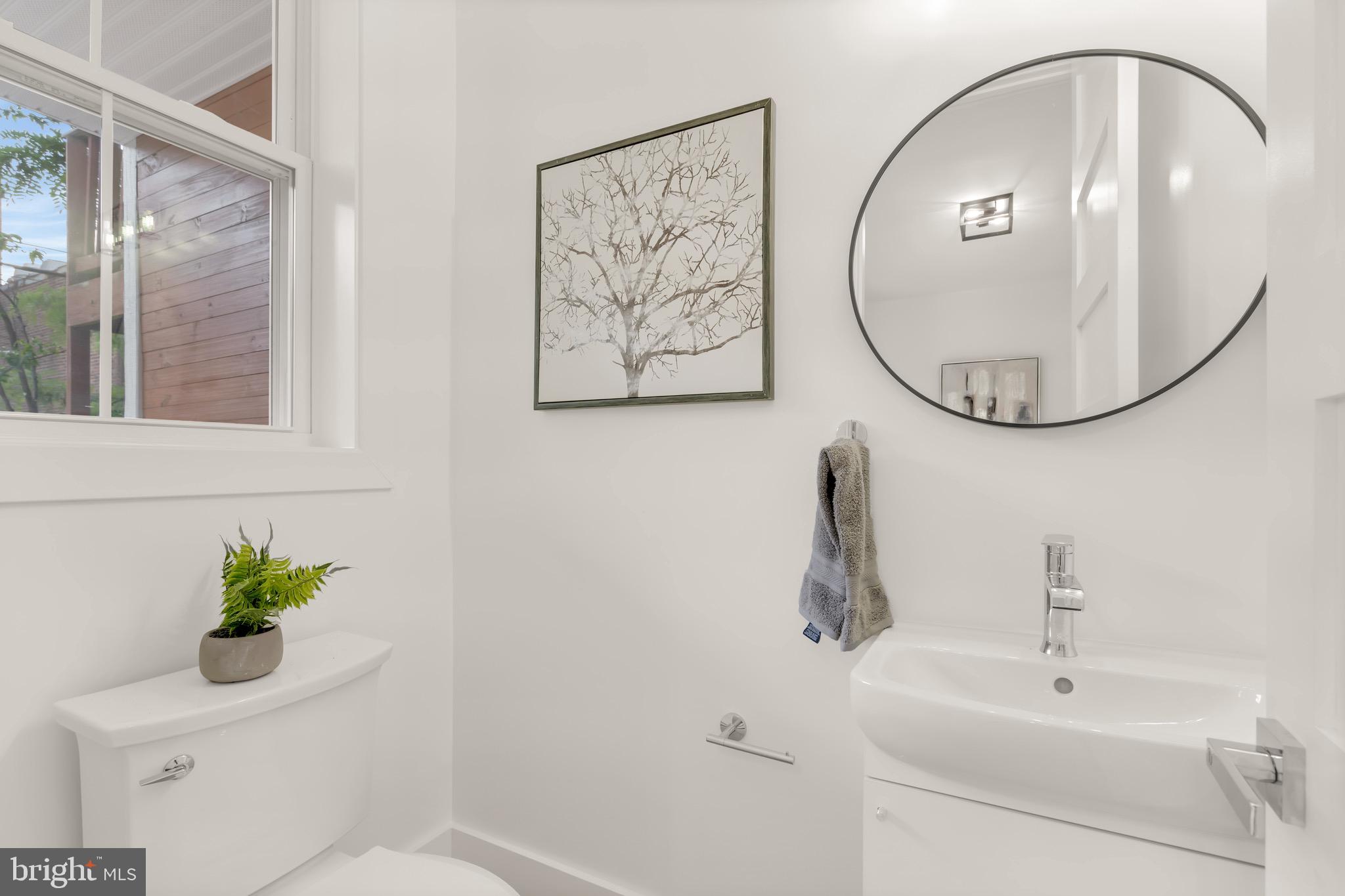 WOODLEY PARK - Residential