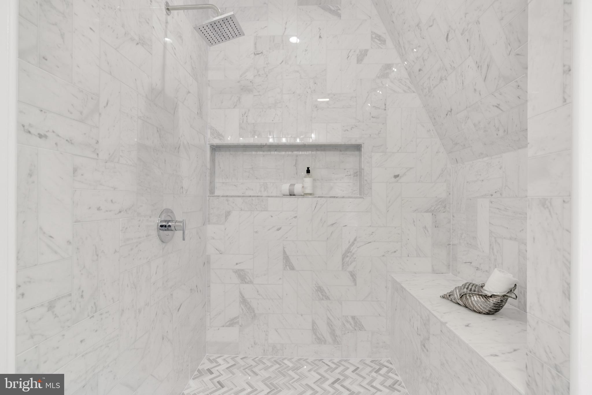 WOODLEY PARK - Residential