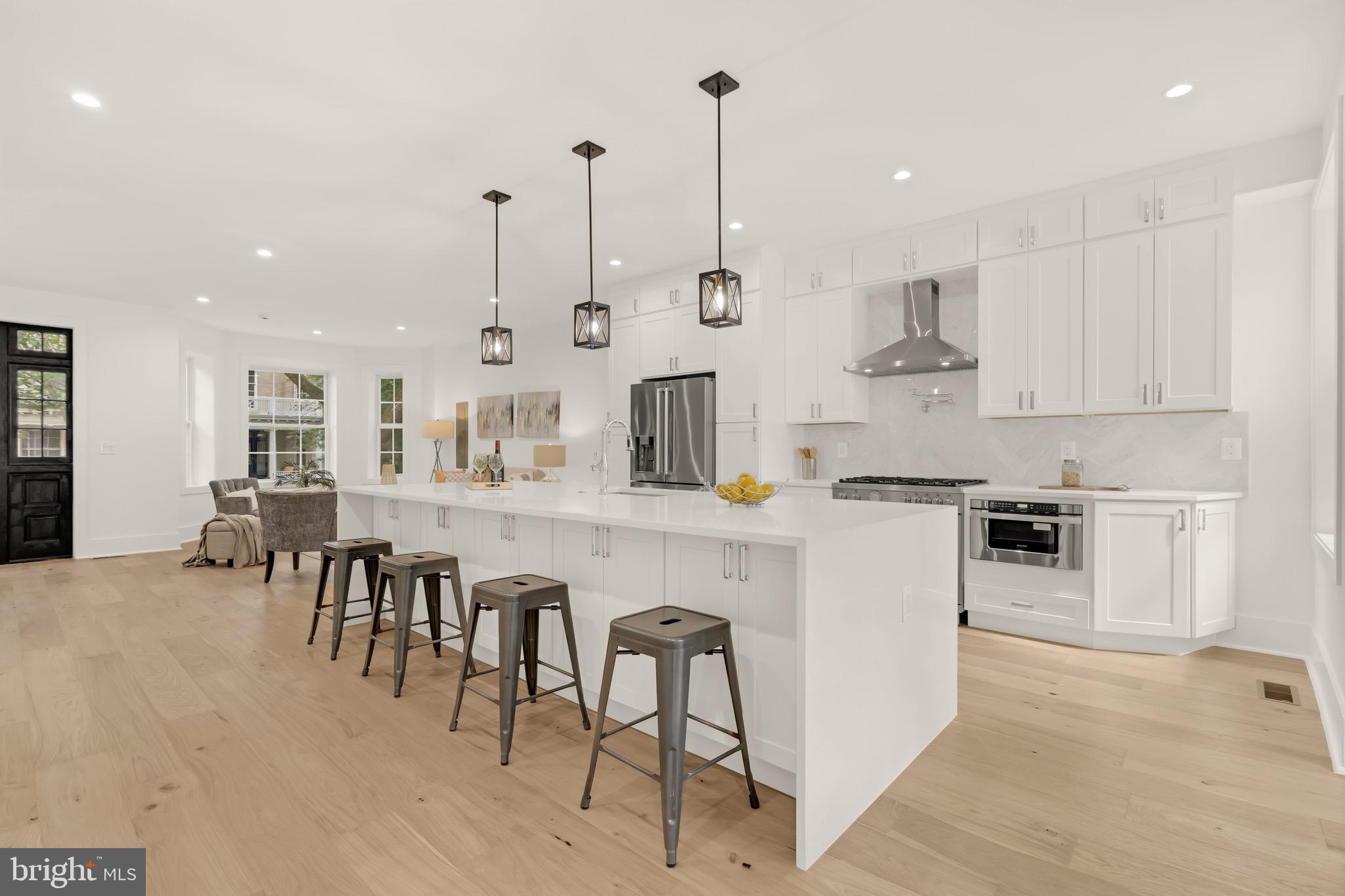 WOODLEY PARK - Residential