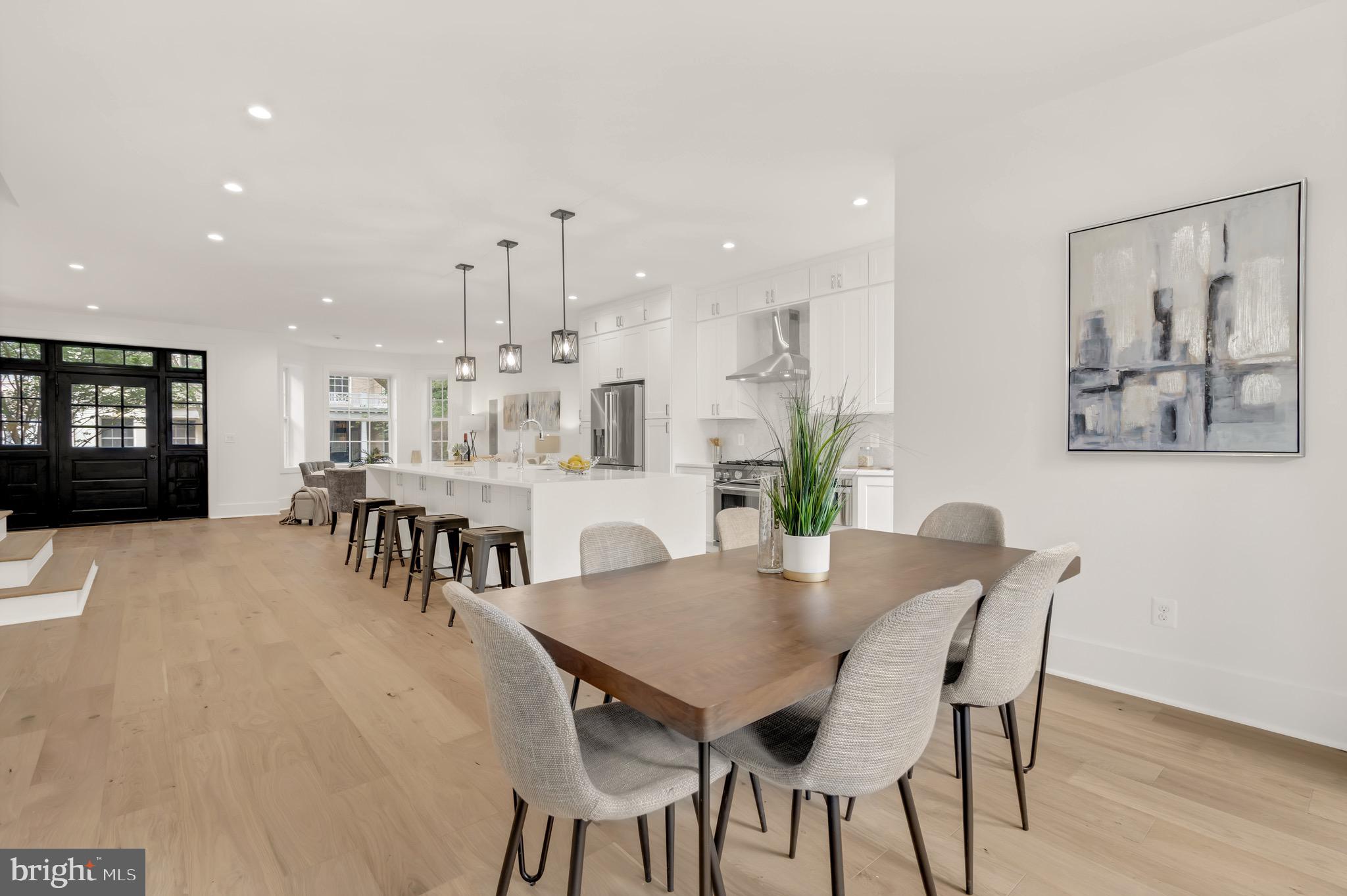 WOODLEY PARK - Residential